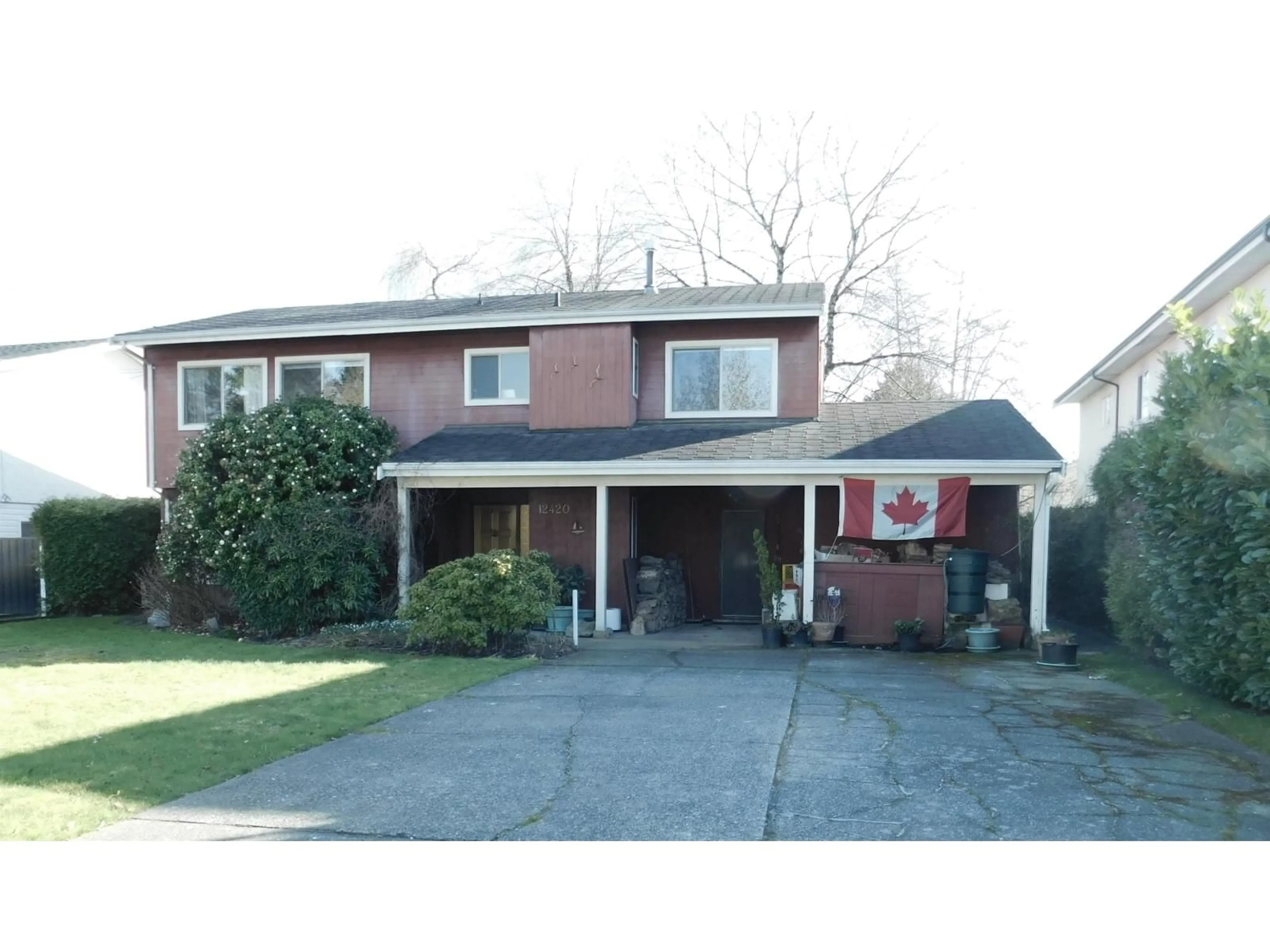 Unknown for 12420 91 AVENUE, Surrey British Columbia V3V1C9