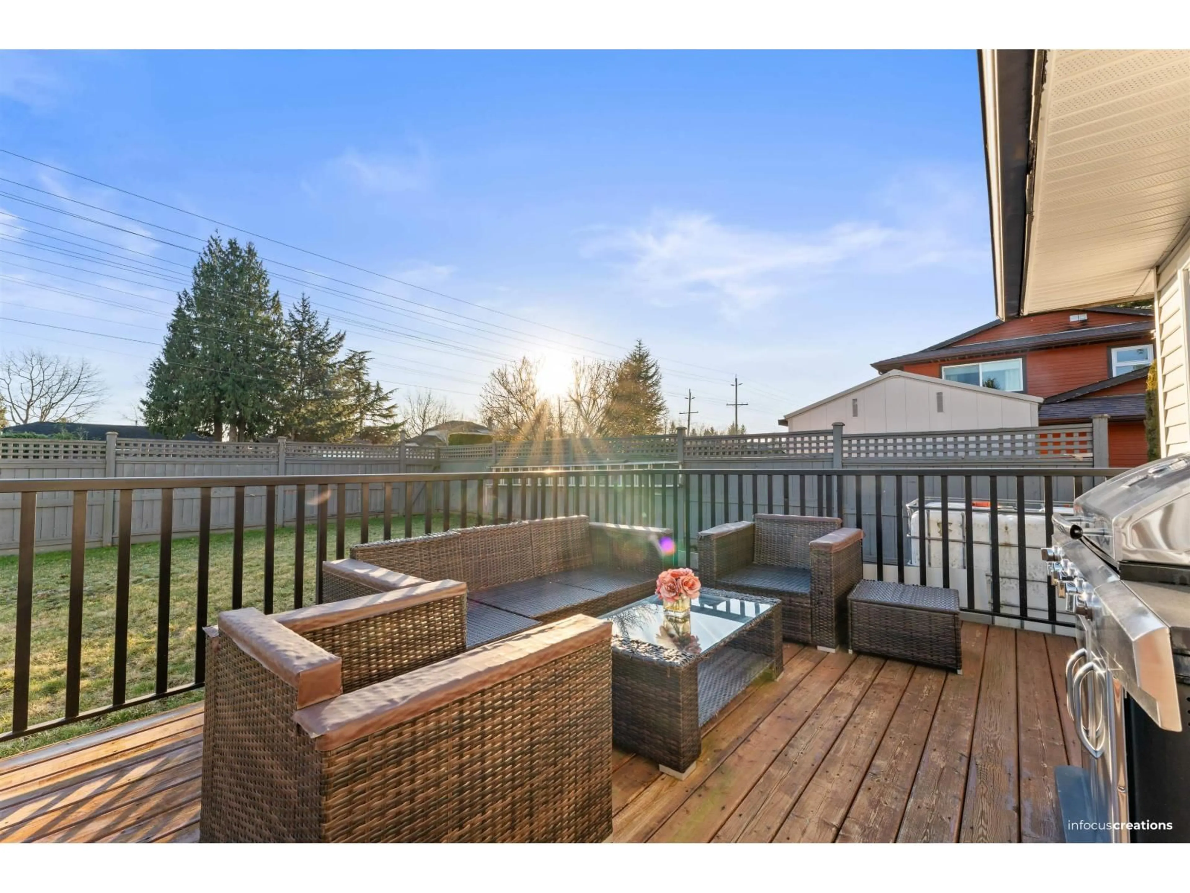Patio, water/lake/river/ocean view for 15796 95A AVENUE, Surrey British Columbia V4N2L4