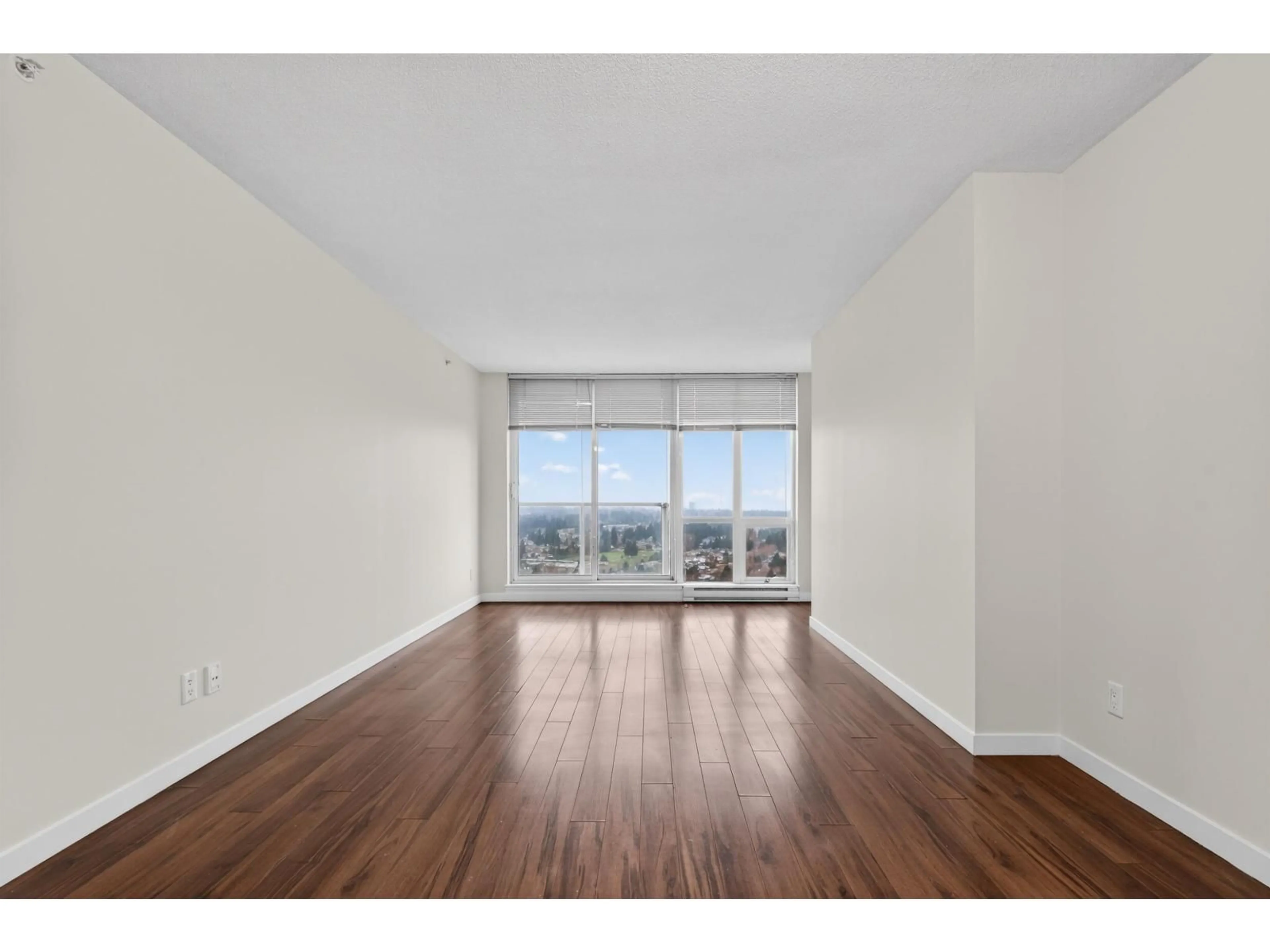 A pic of a room for 3109 - 9981 WHALLEY BOULEVARD, Surrey British Columbia V3T0G6