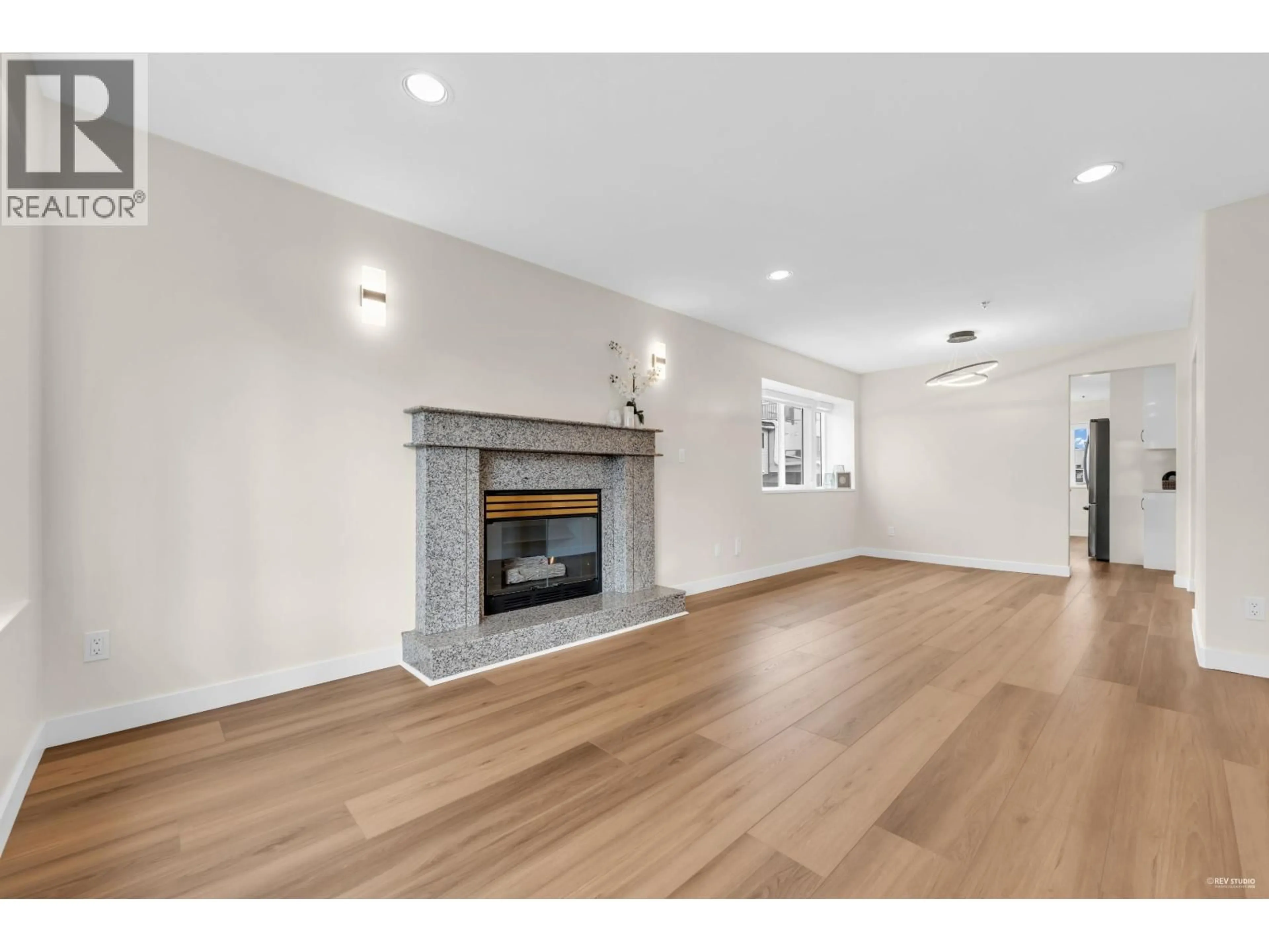 A pic of a room for 719 27TH AVENUE, Vancouver British Columbia V5V2K8