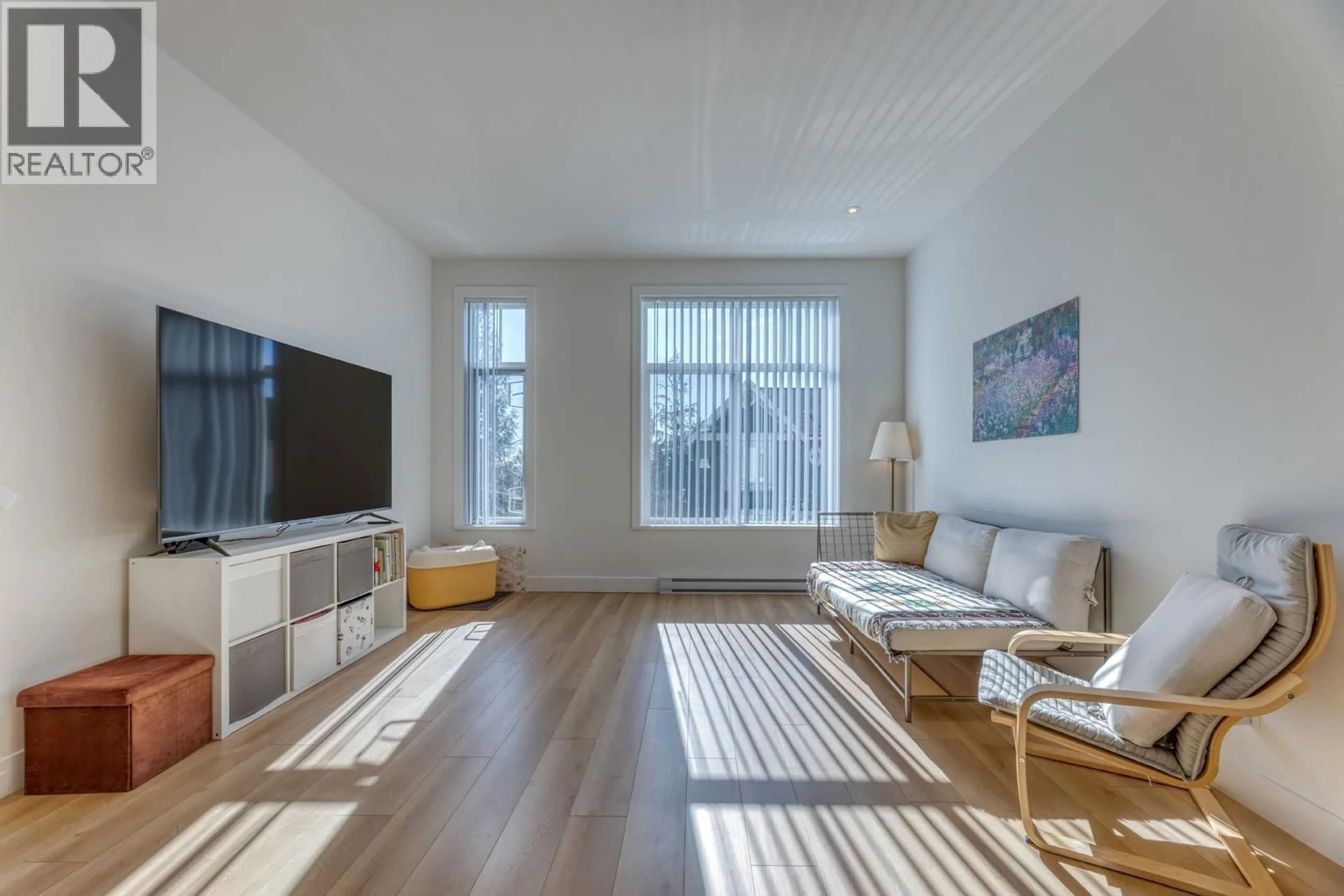 Living room with furniture, unknown for 133 - 1331 OLMSTED STREET, Coquitlam British Columbia V3E0T3