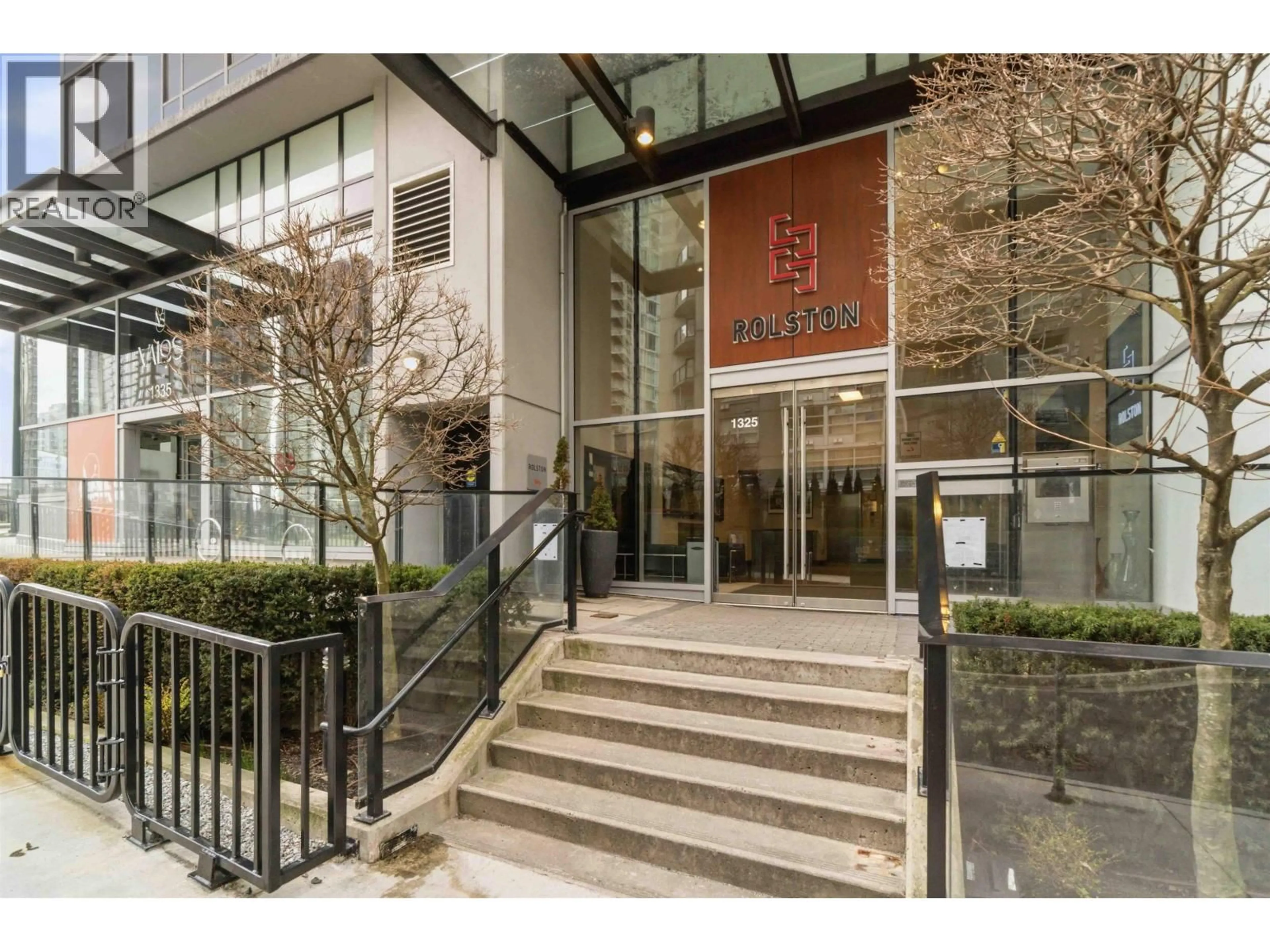 Indoor foyer for 2303 - 1325 ROLSTON STREET, Vancouver British Columbia V6Z1M7