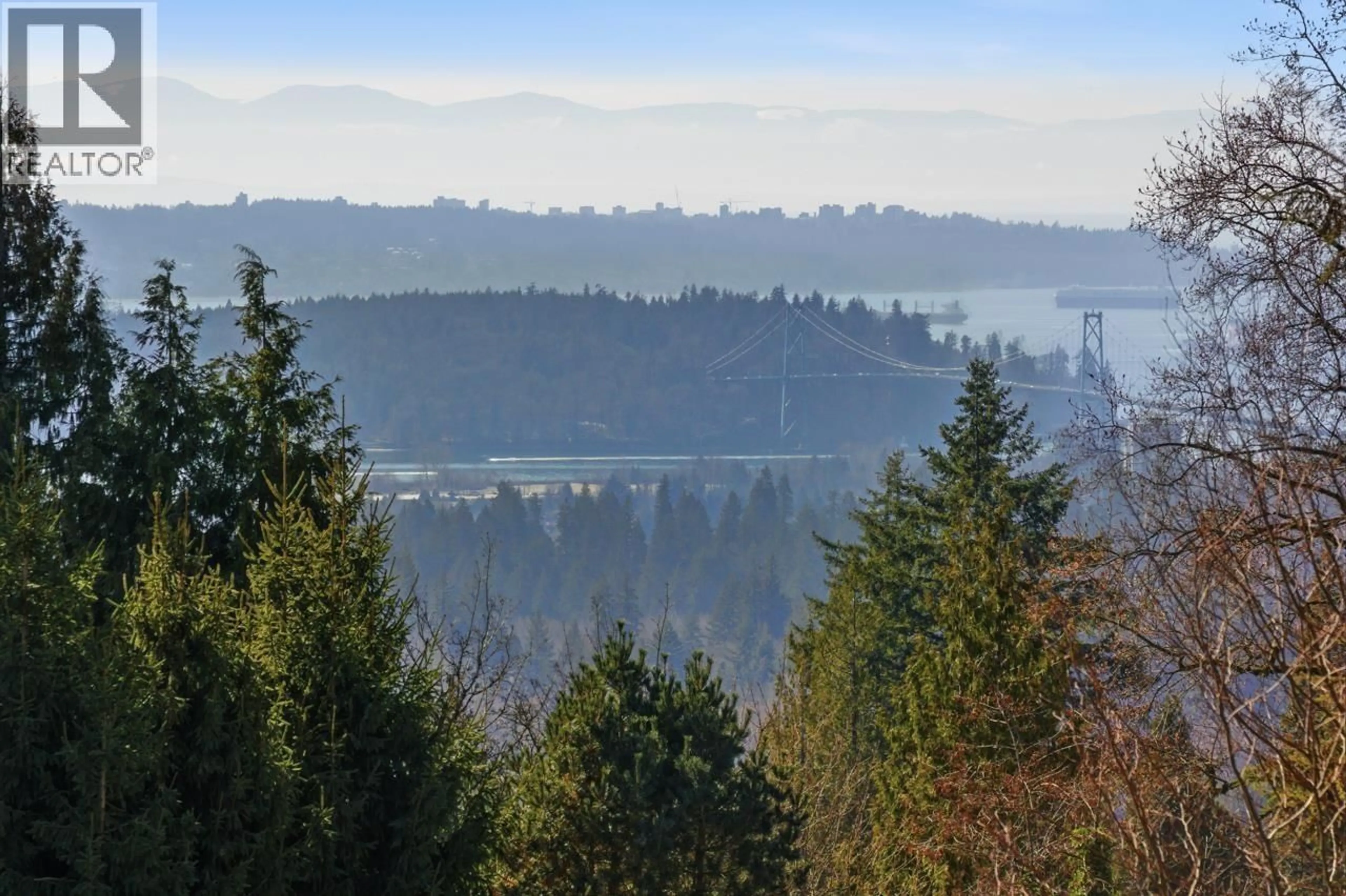 Blurry image for 145 KENSINGTON ROAD, North Vancouver British Columbia V7N1P2