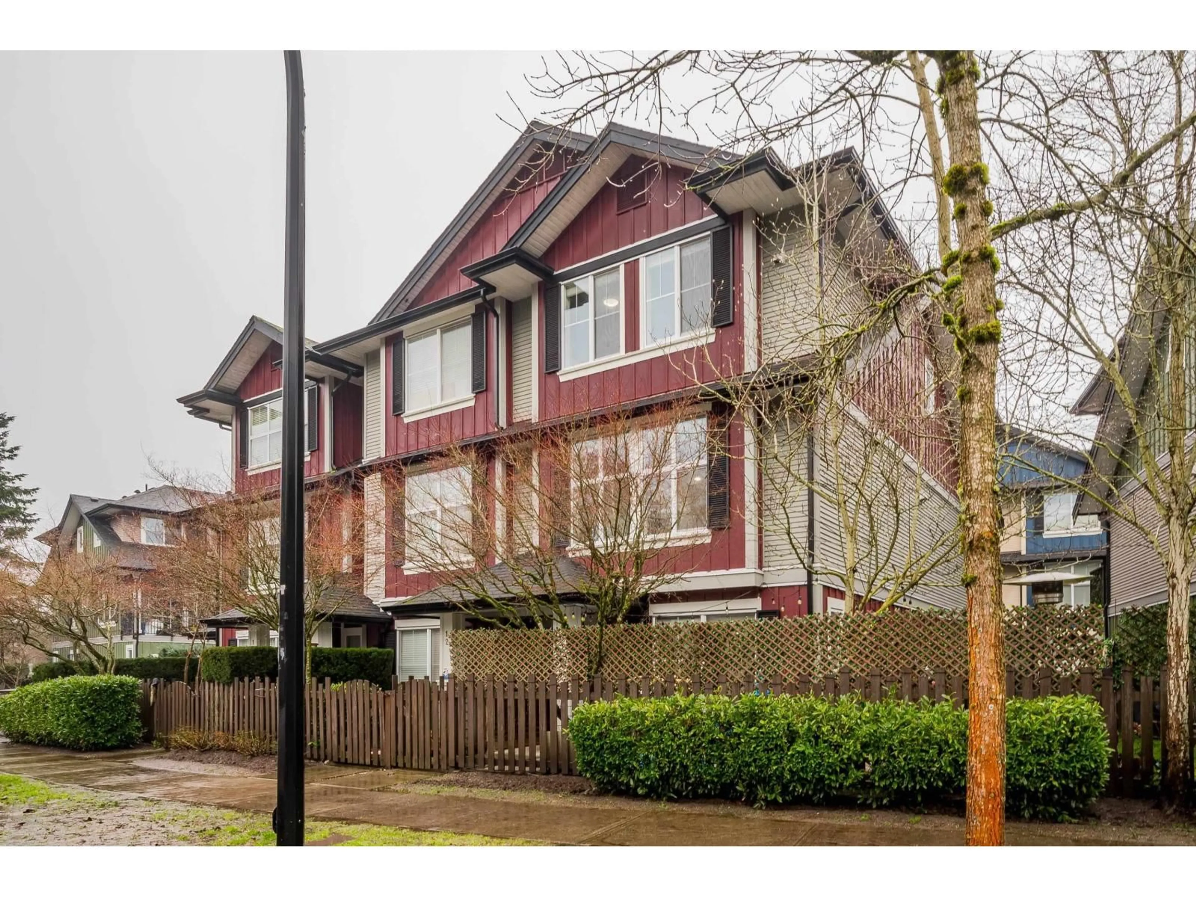 Unknown for 13 - 18211 70TH AVENUE, Surrey British Columbia V3S8K9