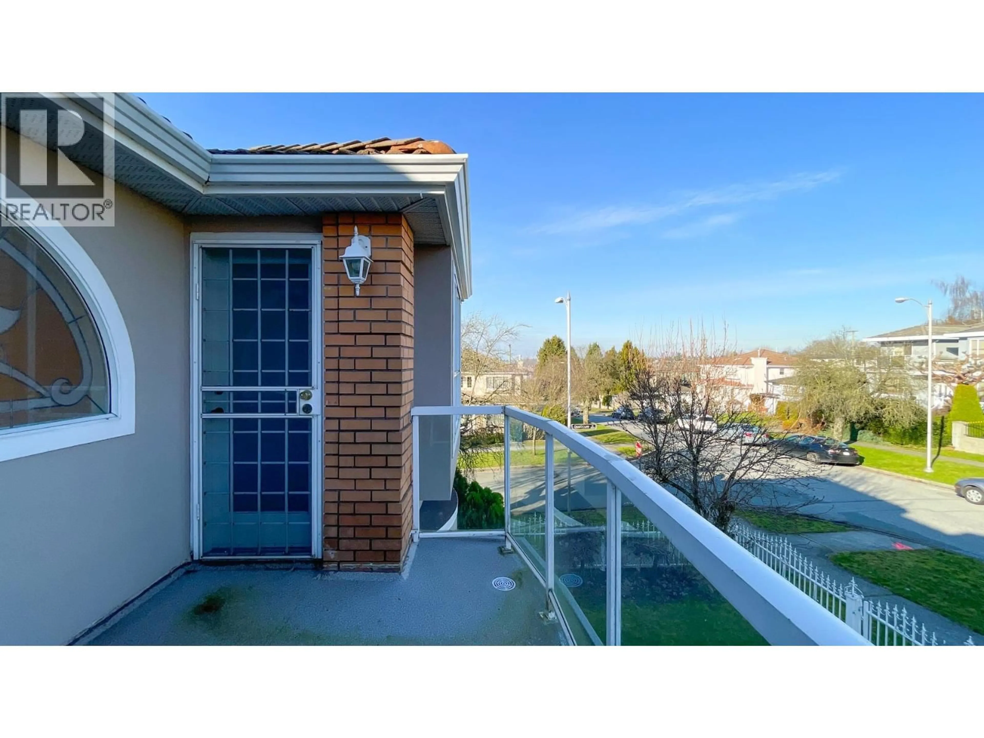 A pic from outside/outdoor area/front of a property/back of a property/a pic from drone, water/lake/river/ocean view for 2056 SCARBORO AVENUE, Vancouver British Columbia V5P2L3