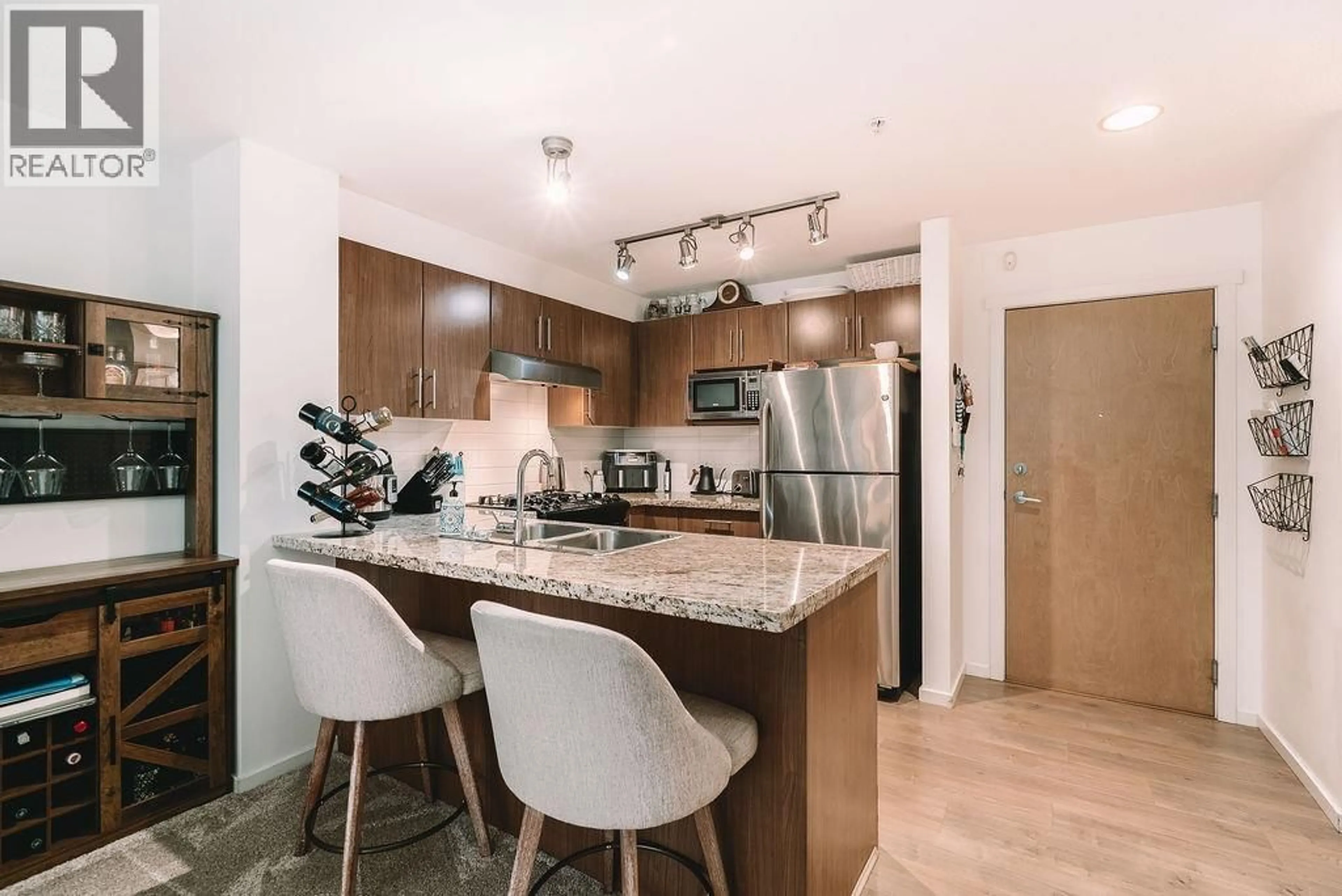 Open concept kitchen, unknown for 113 - 600 KLAHANIE DRIVE, Port Moody British Columbia V3H5L2