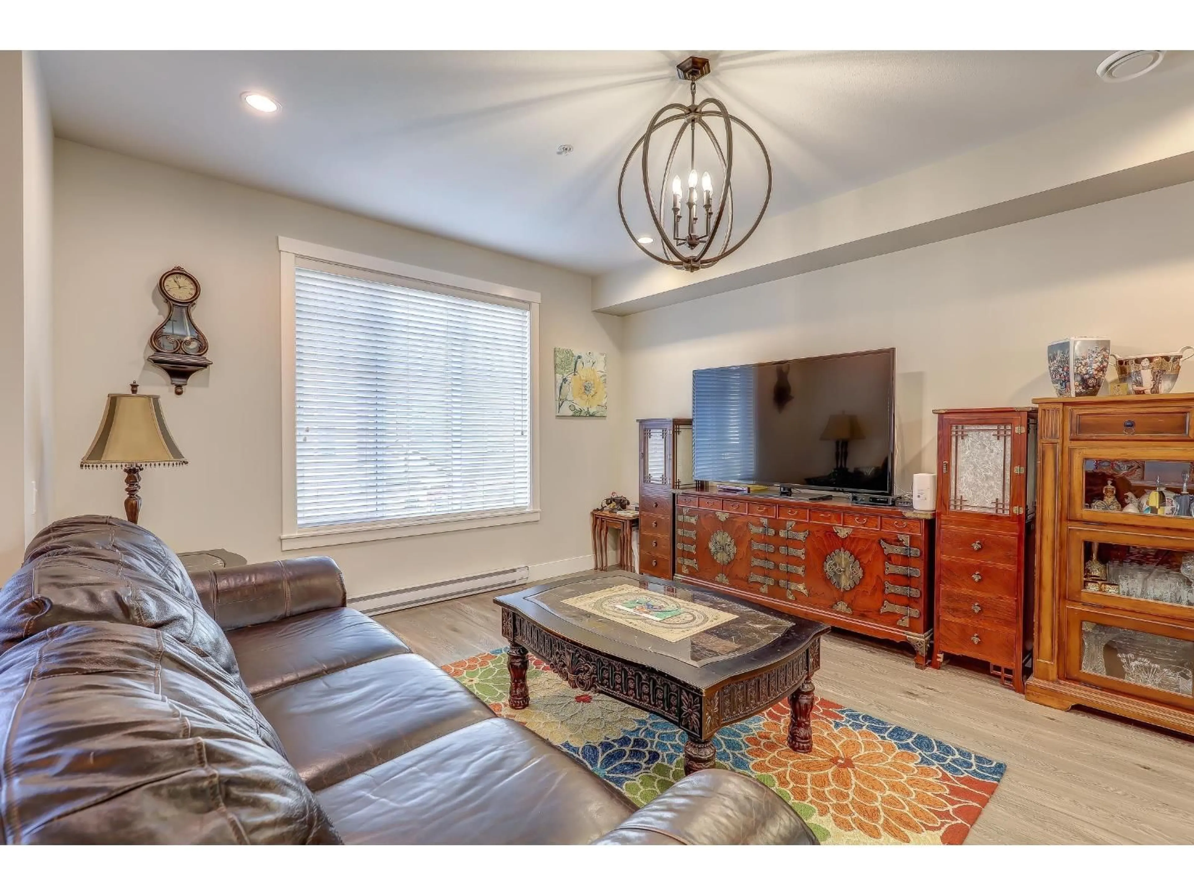 Living room with furniture, unknown for 73 - 20498 82 AVENUE, Langley British Columbia V2Y0V1