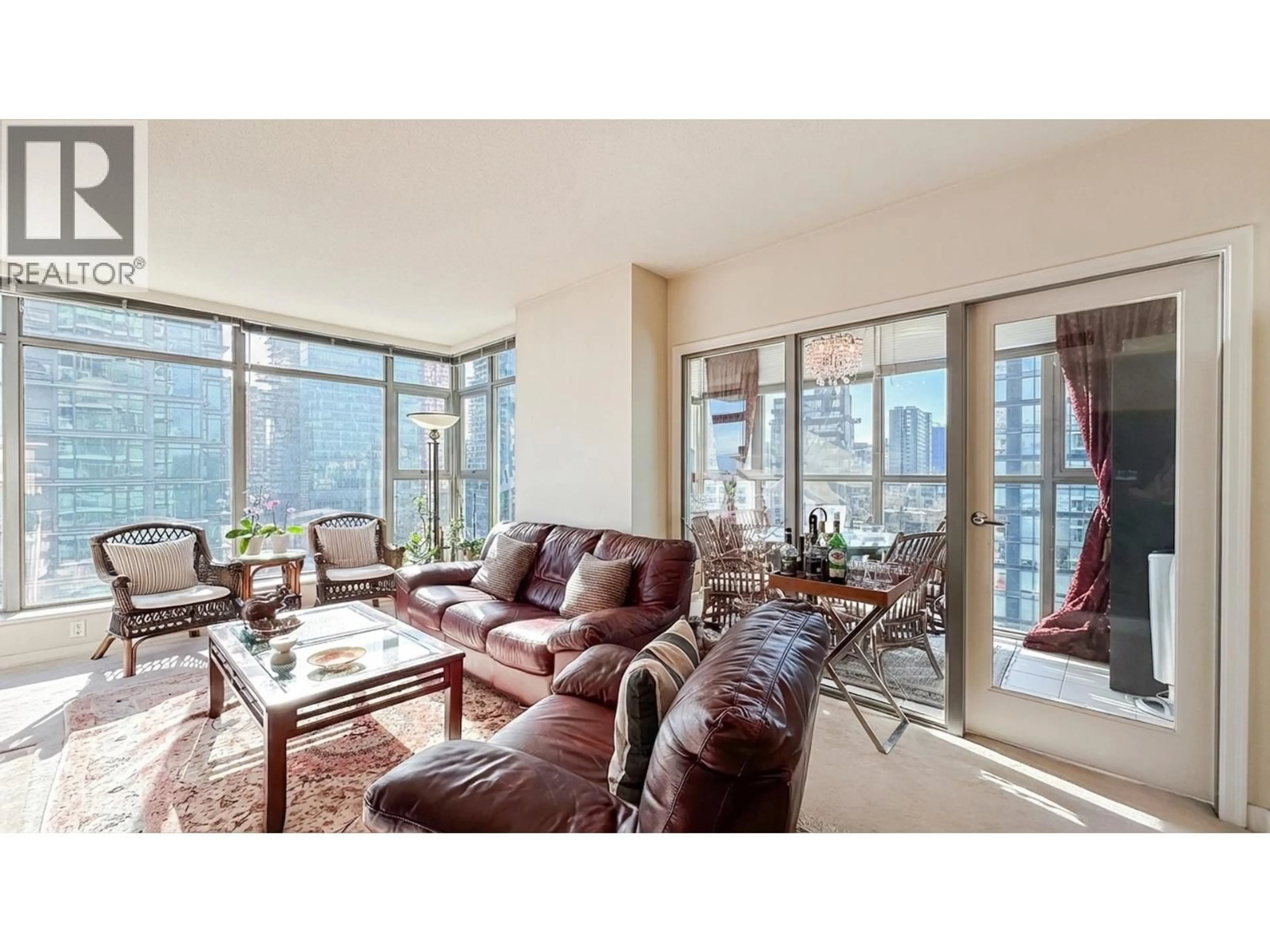 Living room with furniture, unknown for 1004 - 1710 BAYSHORE DRIVE, Vancouver British Columbia V6G3G4