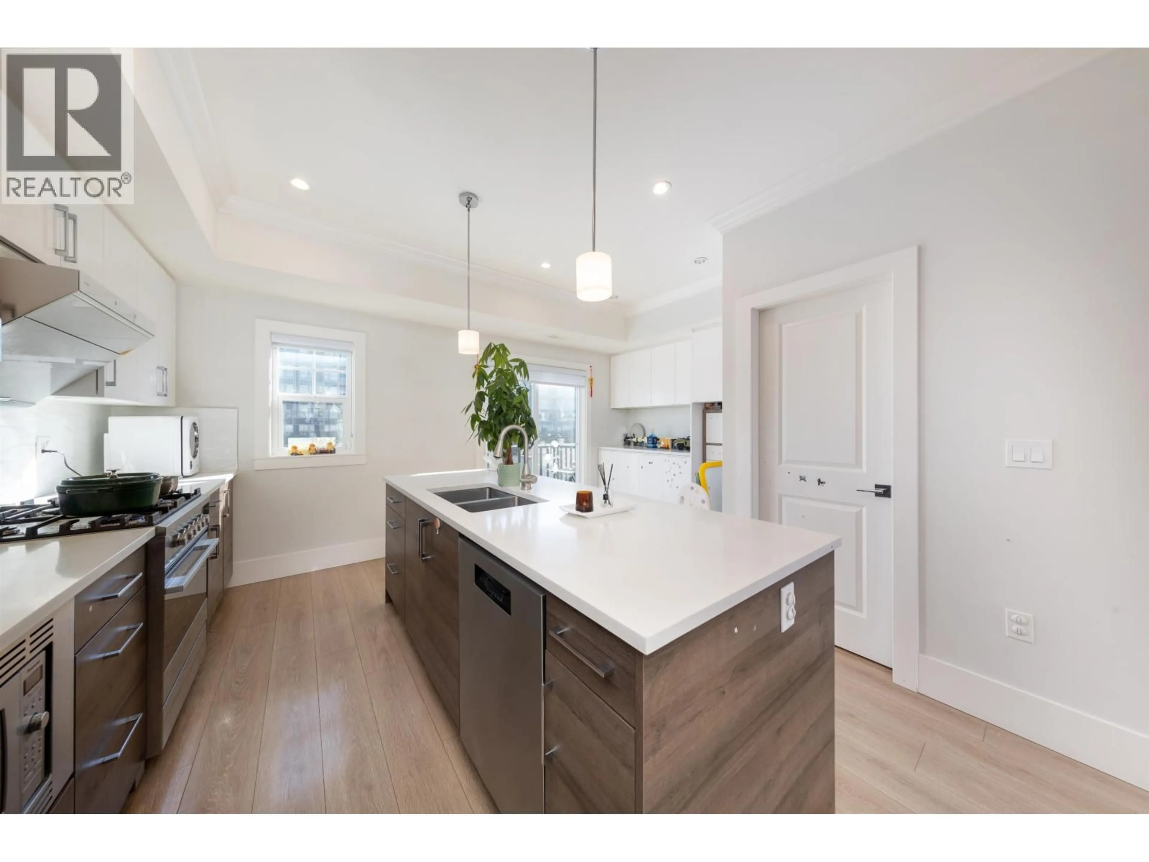 Open concept kitchen, unknown for 9 - 9211 MCKIM WAY, Richmond British Columbia V6X0T1