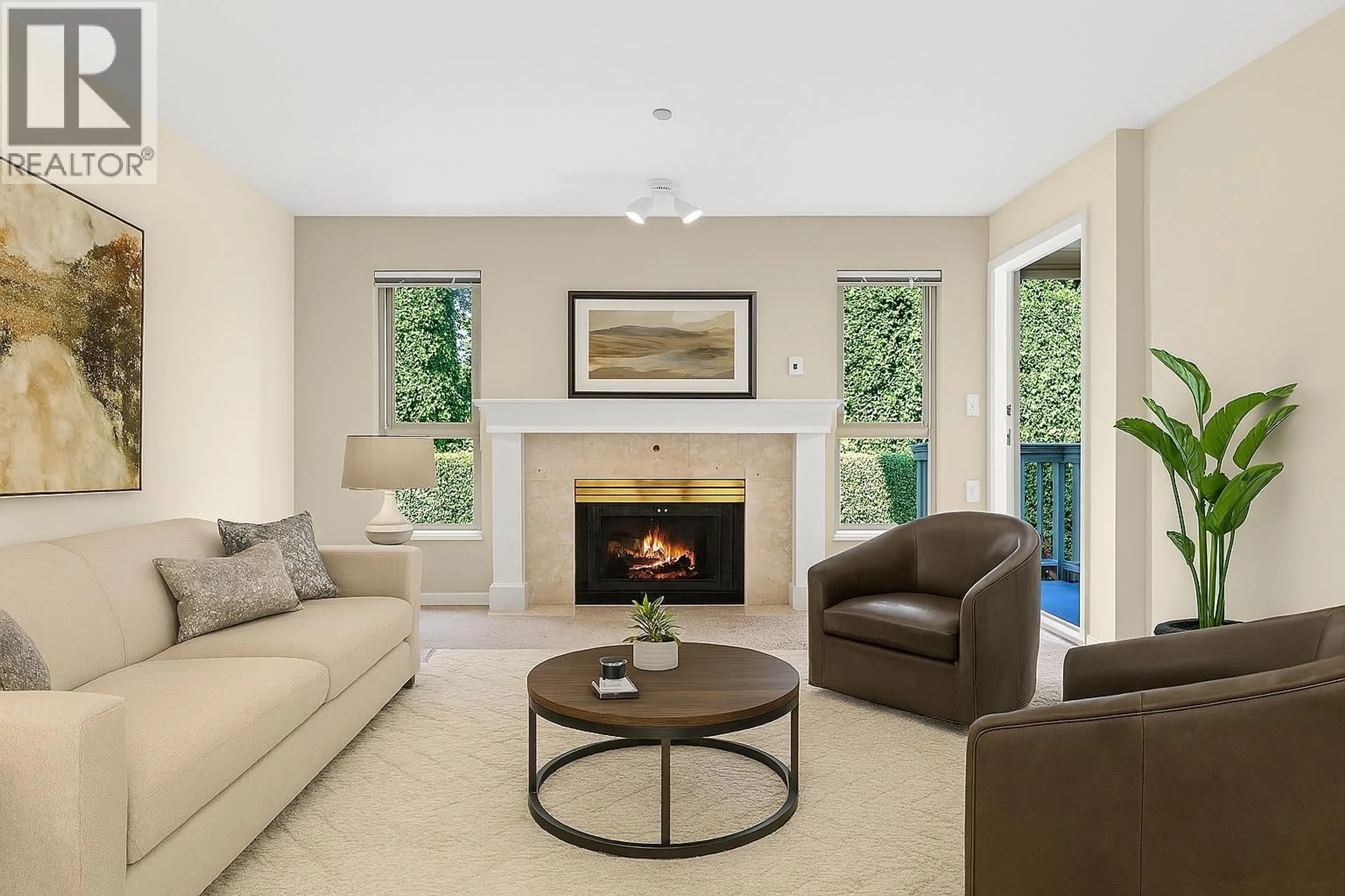 Living room with furniture, unknown for 205 - 843 22ND STREET, West Vancouver British Columbia V7V4C1