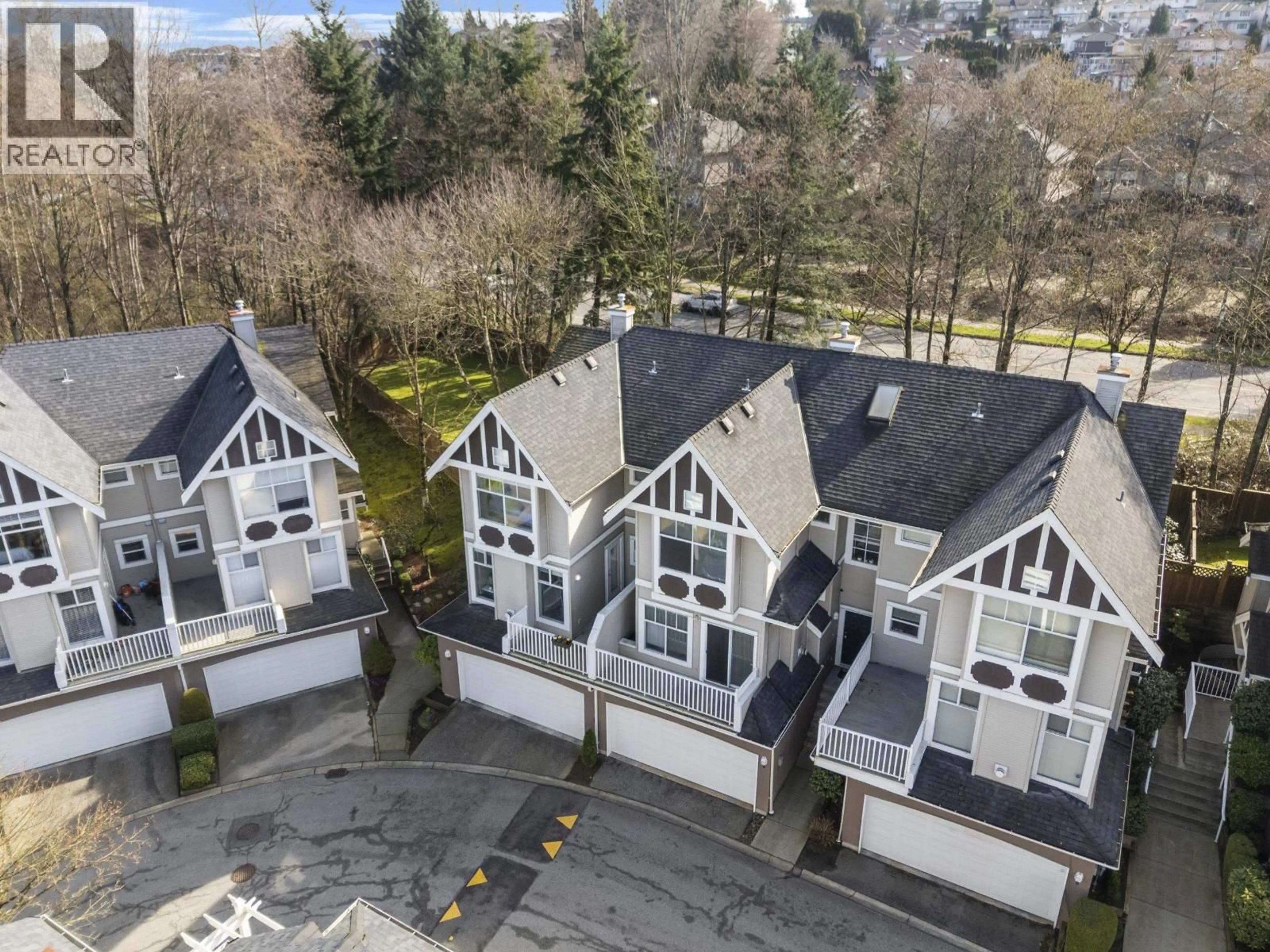 A pic from outside/outdoor area/front of a property/back of a property/a pic from drone, unknown for 10 - 7488 MULBERRY PLACE, Burnaby British Columbia V3N5B4