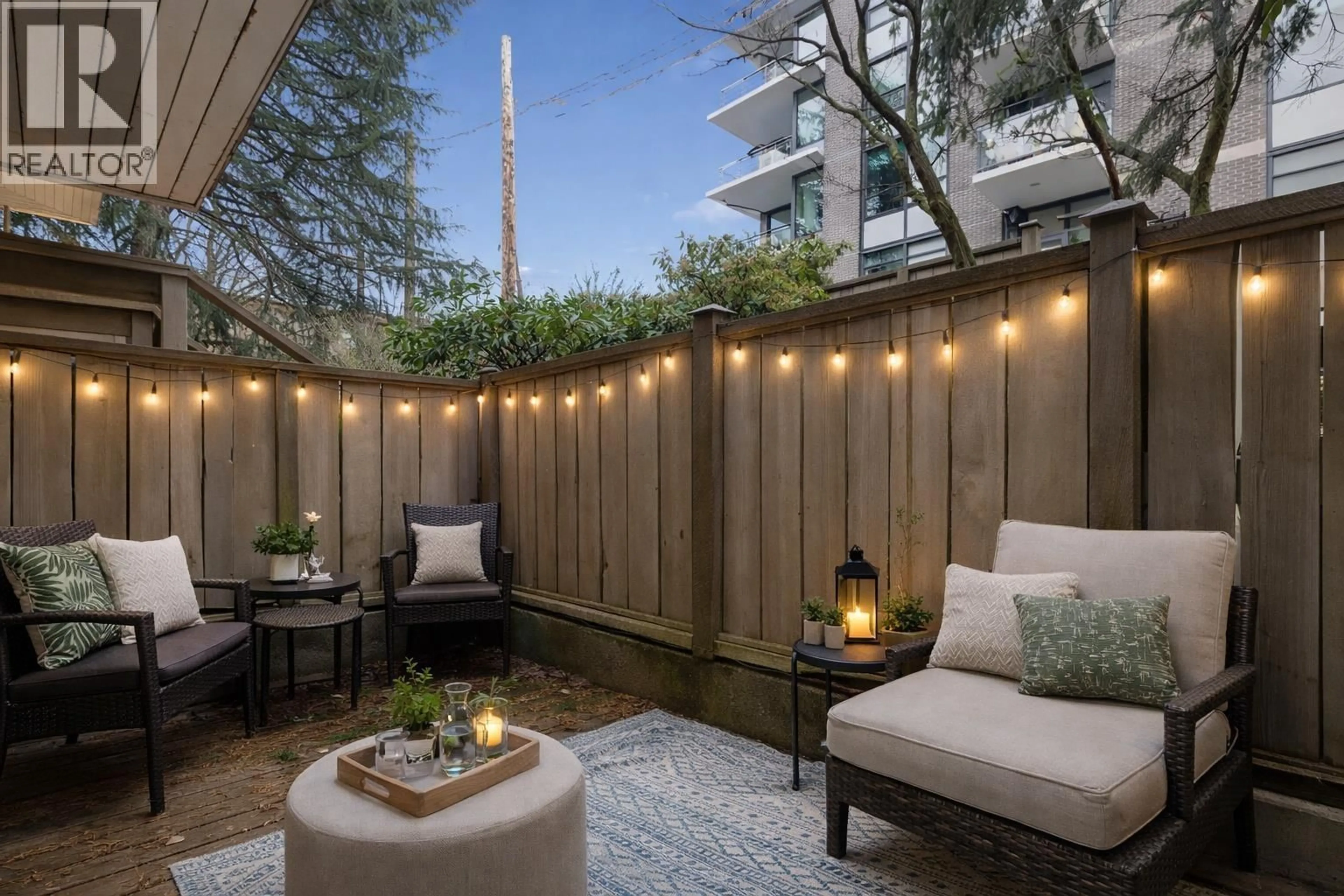 Patio, street for 107 - 350 5TH AVENUE, Vancouver British Columbia V5T1H4