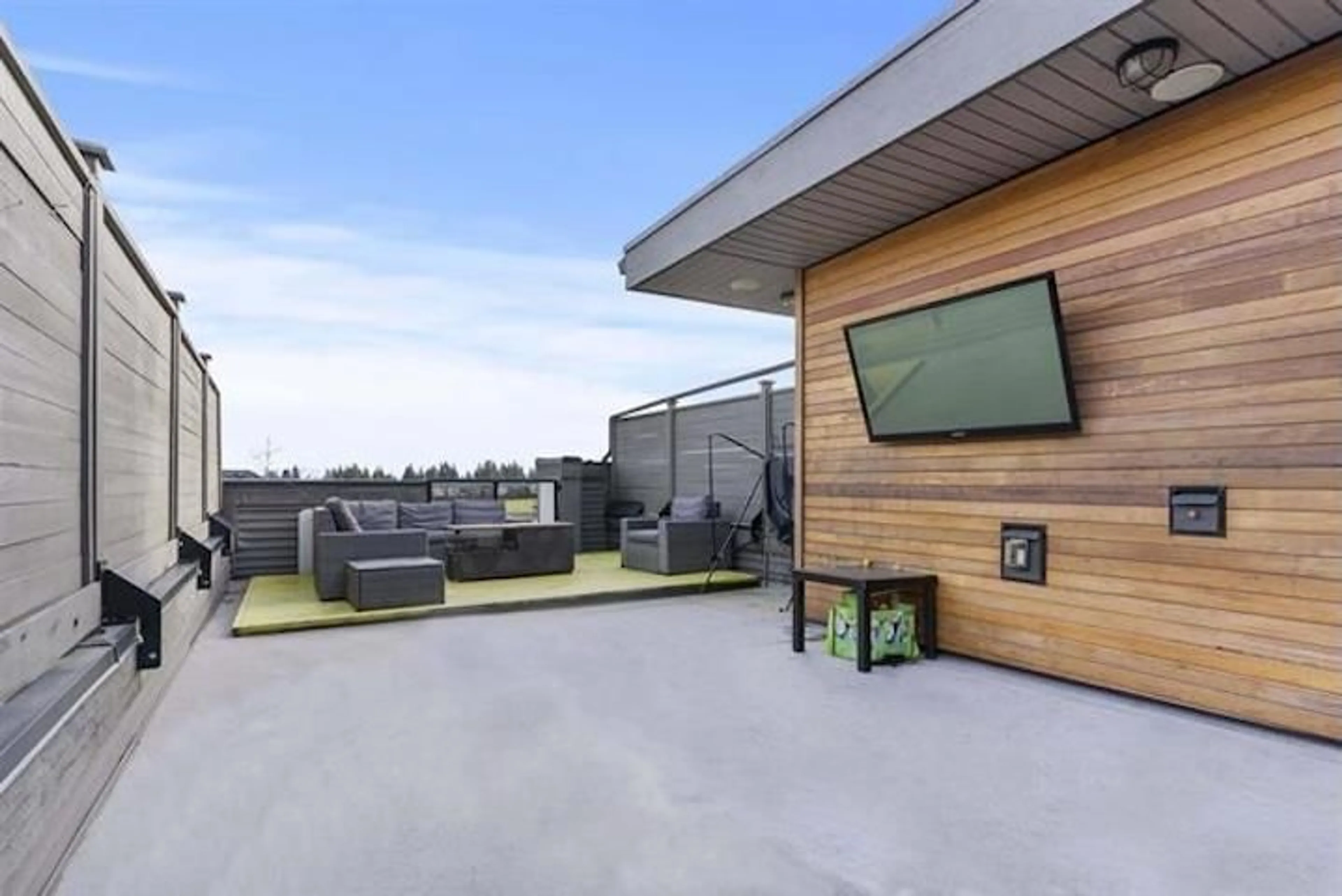 Patio, unknown for 8 - 7811 209 STREET, Langley British Columbia V1X1X1