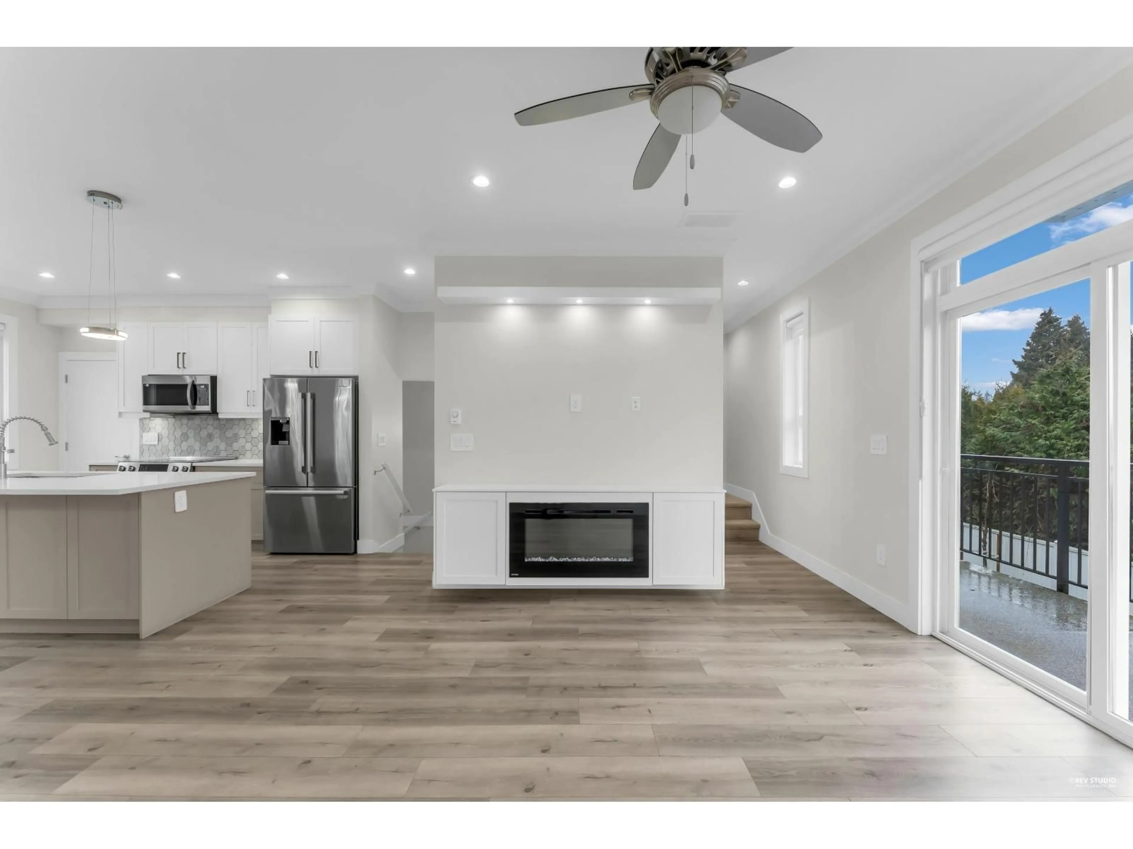 Open concept kitchen, unknown for 12 - 8181 135A STREET, Surrey British Columbia V3W3N8