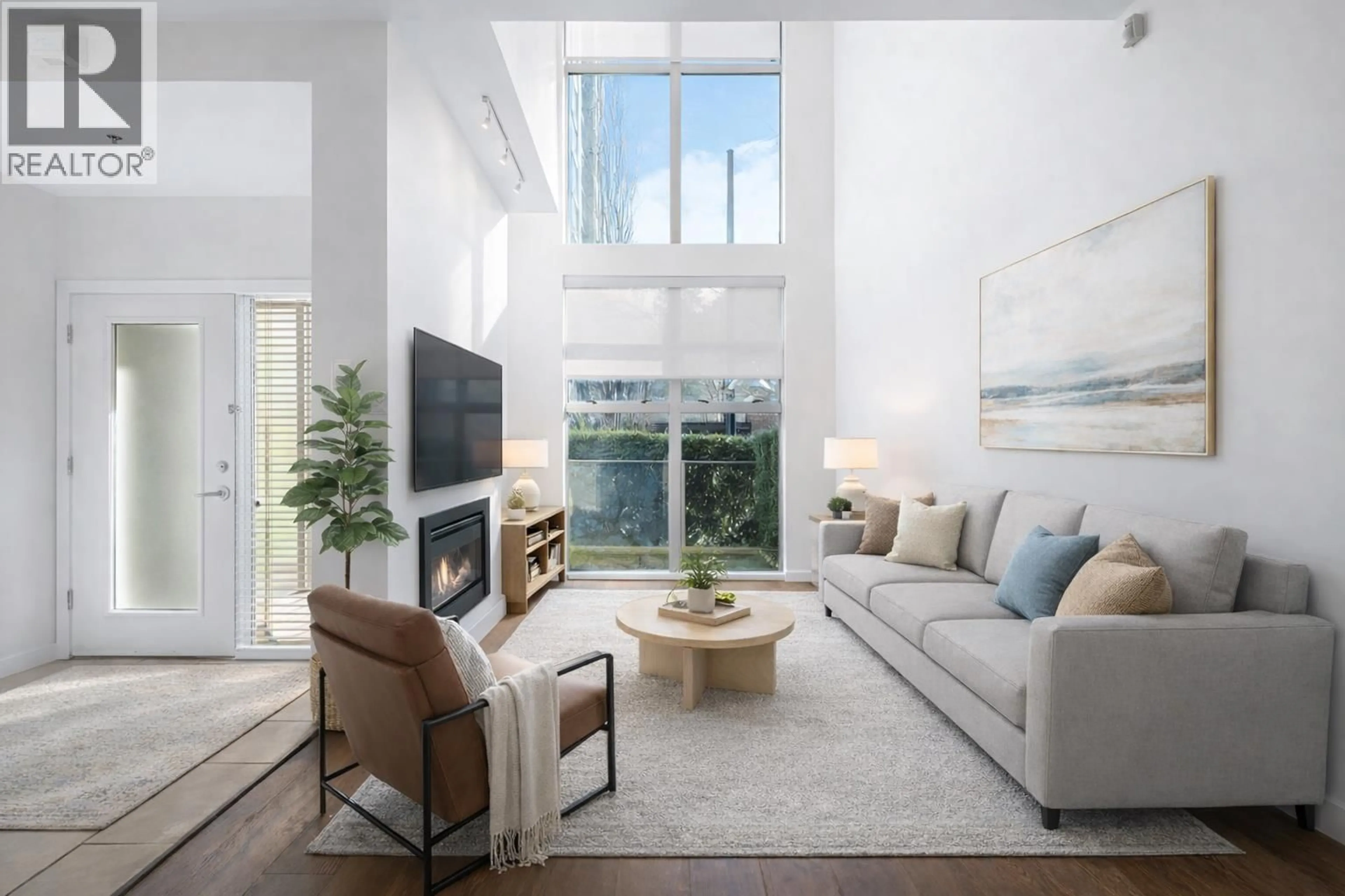 Living room with furniture, unknown for 1237 RICHARDS STREET, Vancouver British Columbia V6B3G3