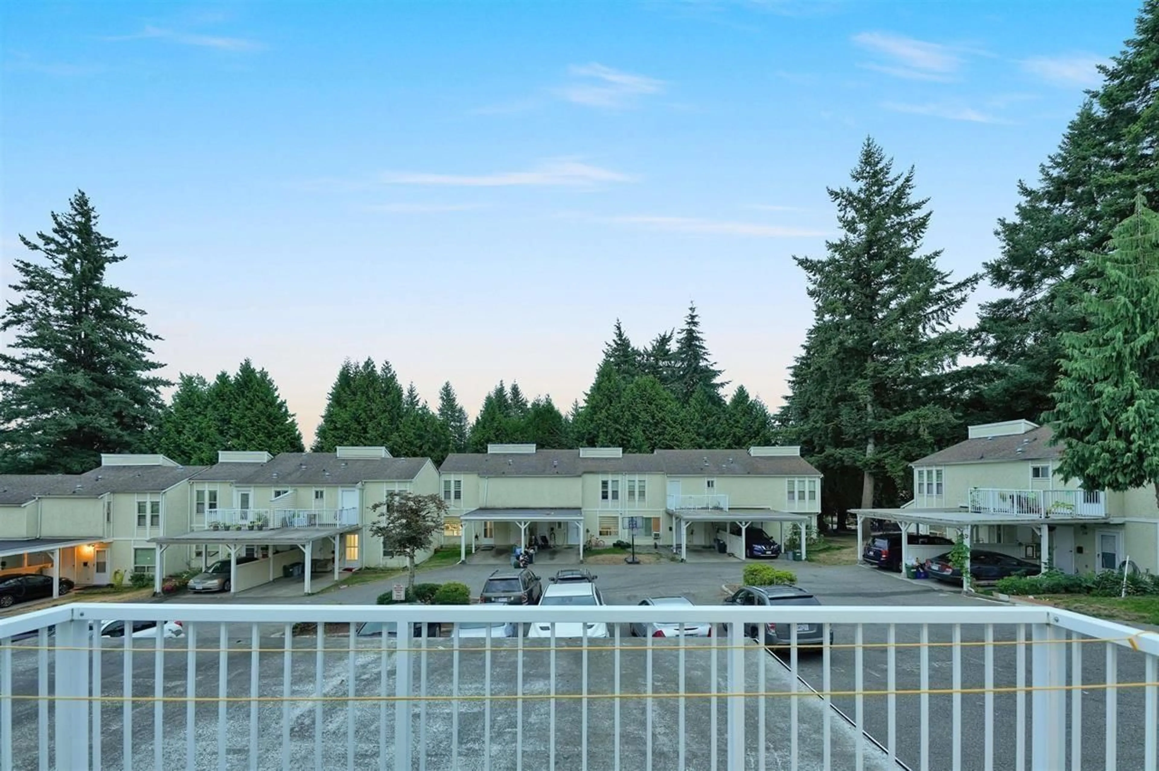 Patio, mountain view for 33 - 3075 TRETHEWEY STREET, Abbotsford British Columbia V2T3R4