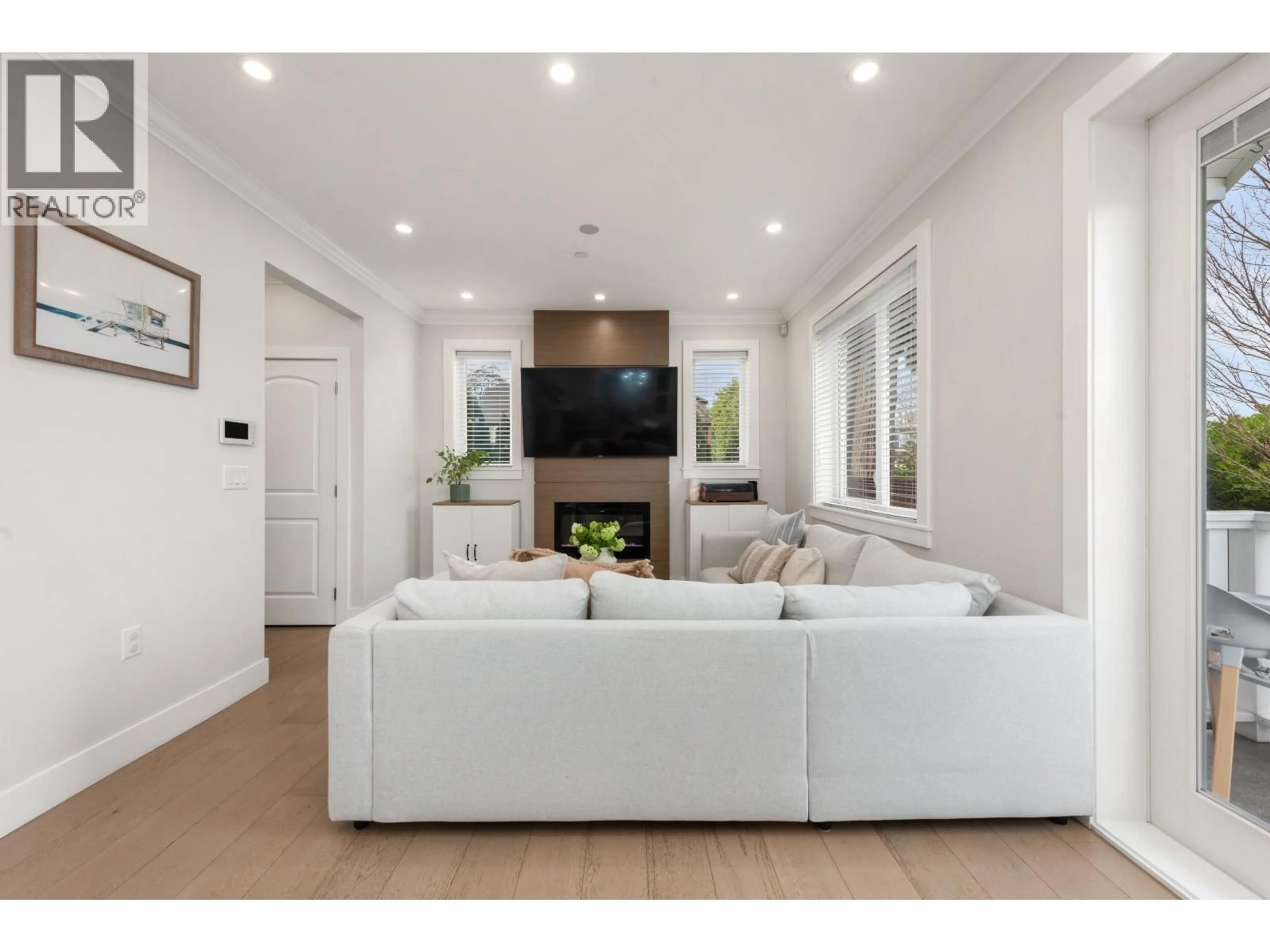 Living room with furniture, unknown for 2876 CLARK DRIVE, Vancouver British Columbia V5N0E9