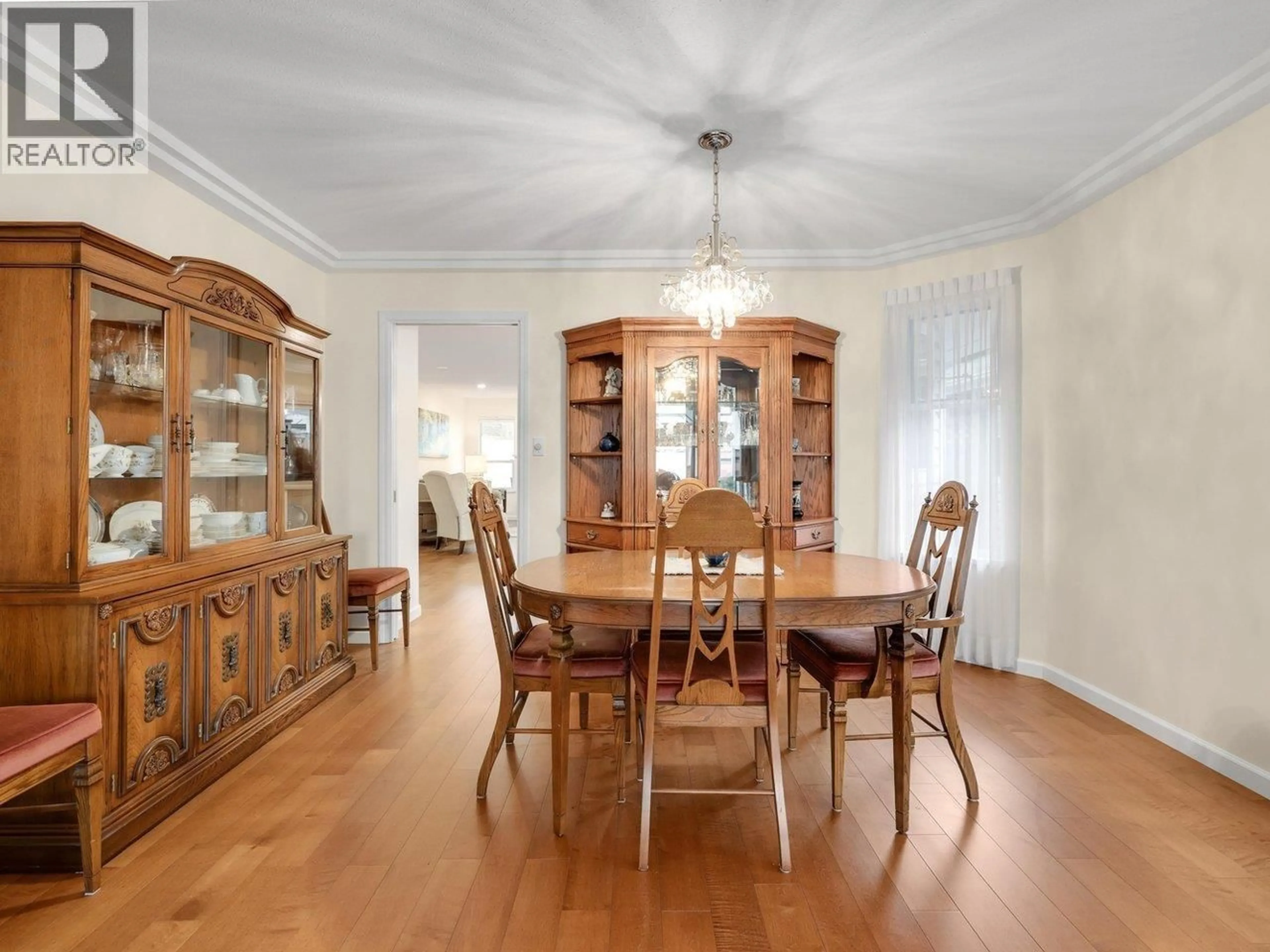 Dining room, wood/laminate floor for 5251 LABURNUM PARK PLACE, Ladner British Columbia V4K4S6