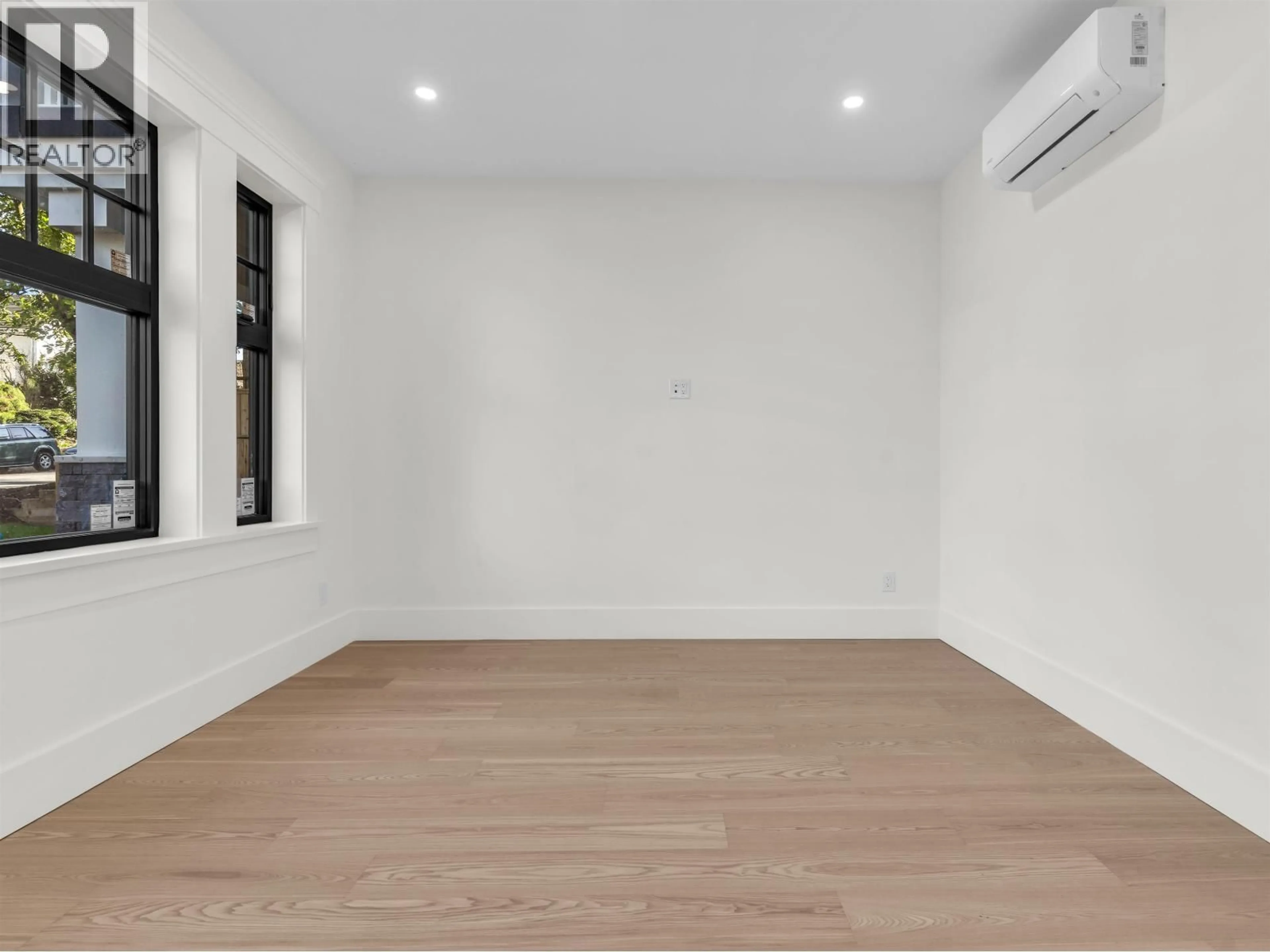 A pic of a room for 2568 2ND AVENUE, Vancouver British Columbia V6K1J8