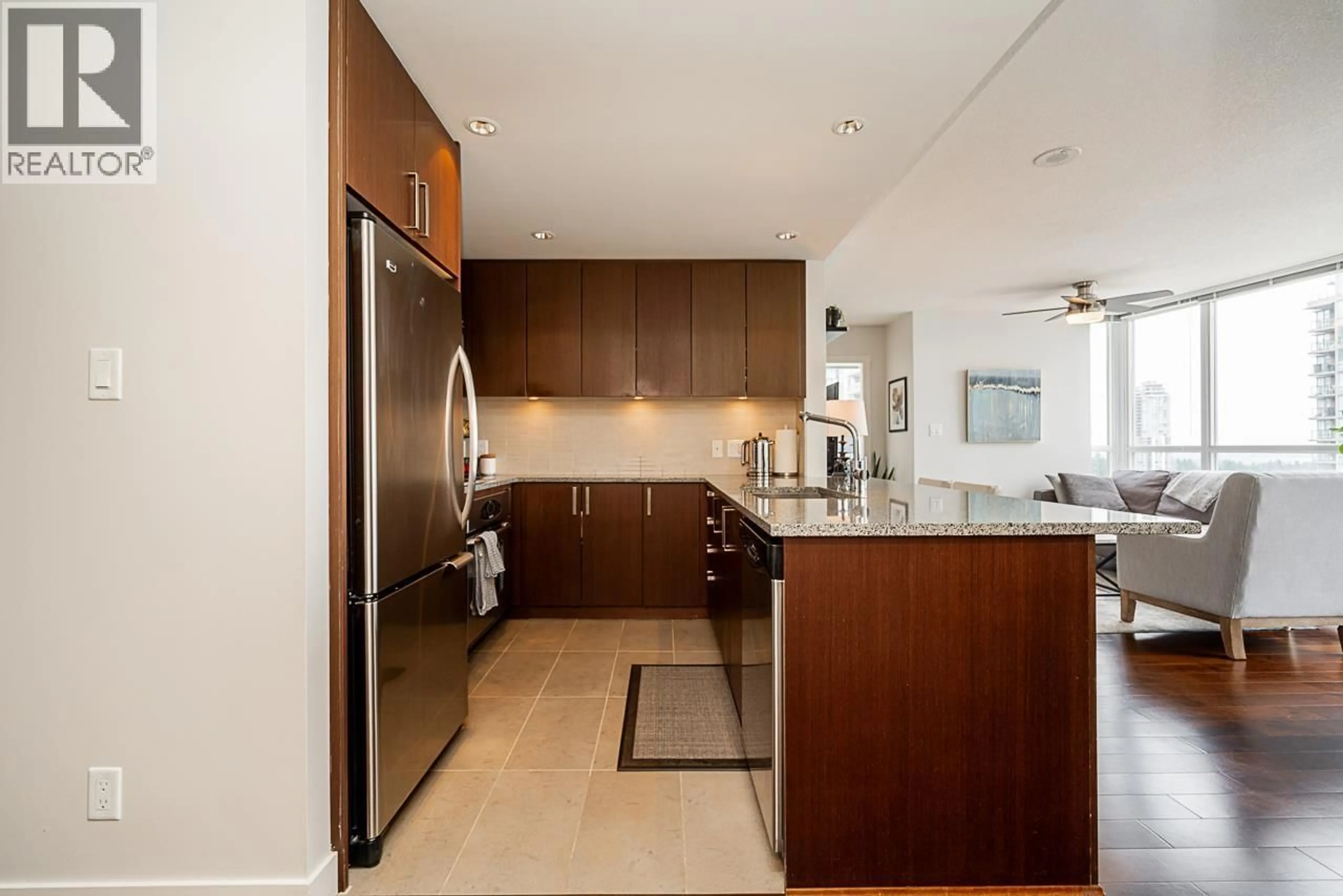 Unknown for 2605 - 2978 GLEN DRIVE, Coquitlam British Columbia V3B0C3