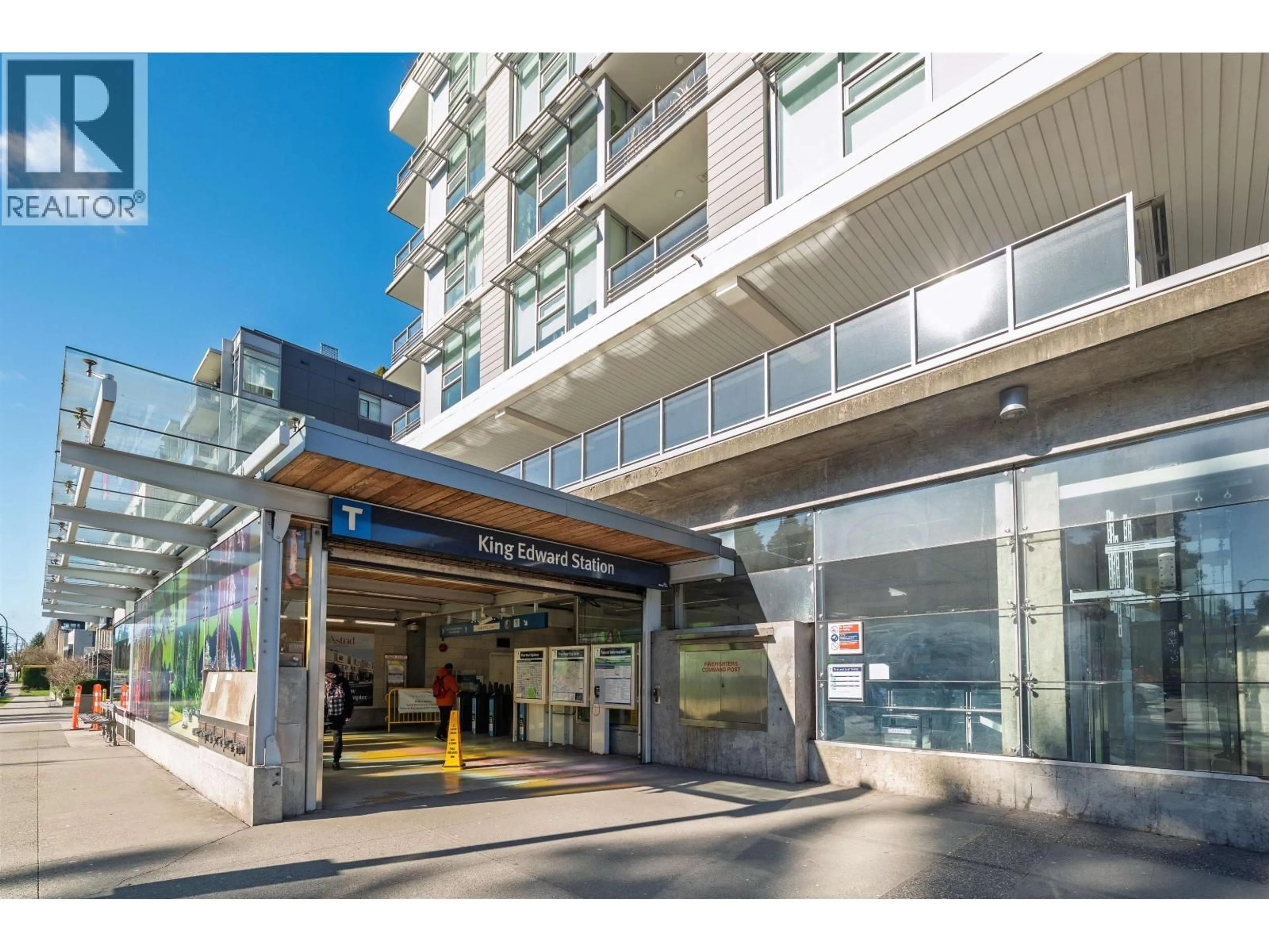 Indoor foyer for 202 - 528 KING EDWARD AVENUE, Vancouver British Columbia V5Z2C3