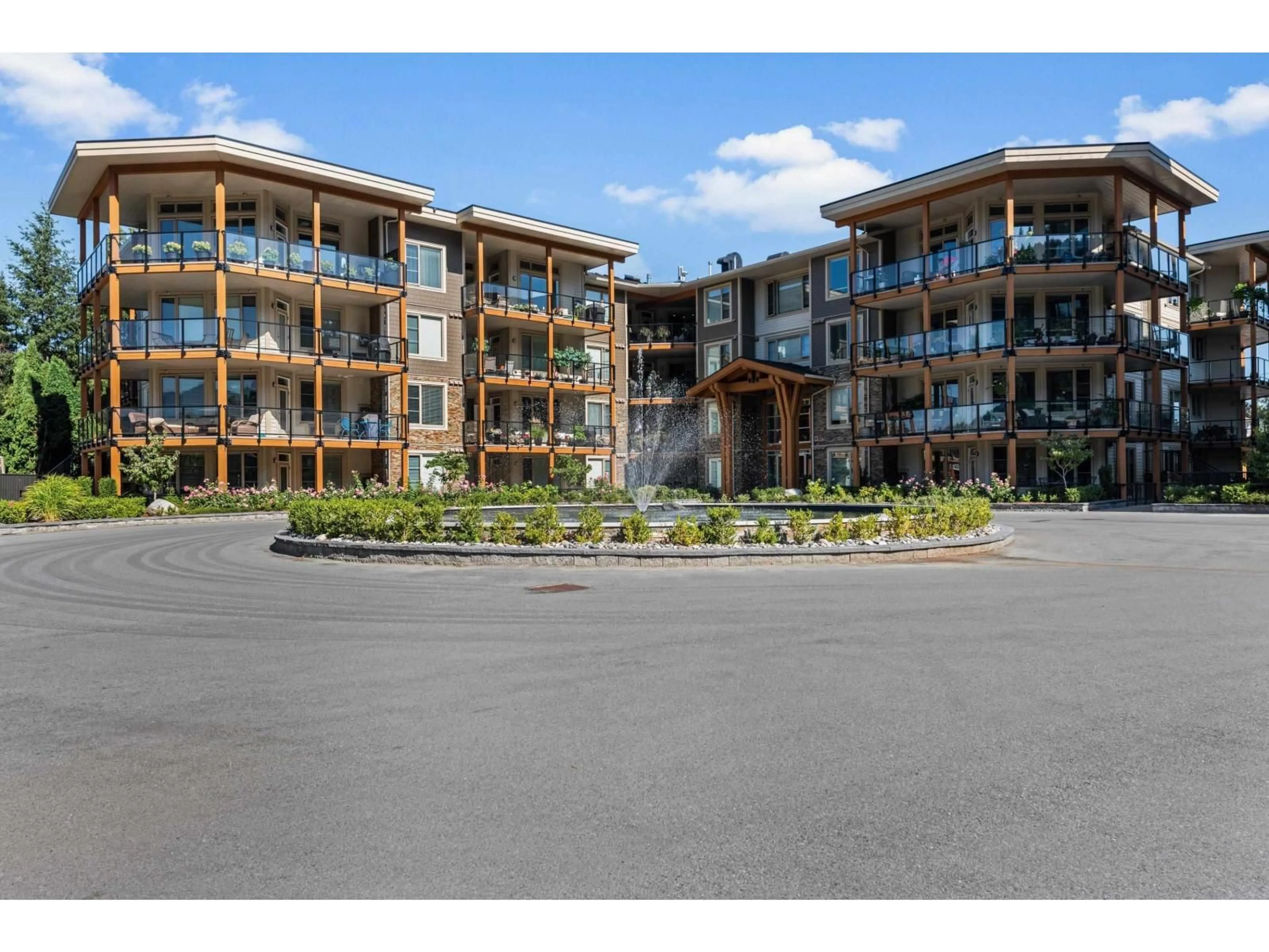 Patio, unknown for 210 - 45754 KEITH WILSON ROAD, Chilliwack British Columbia V2R6A9