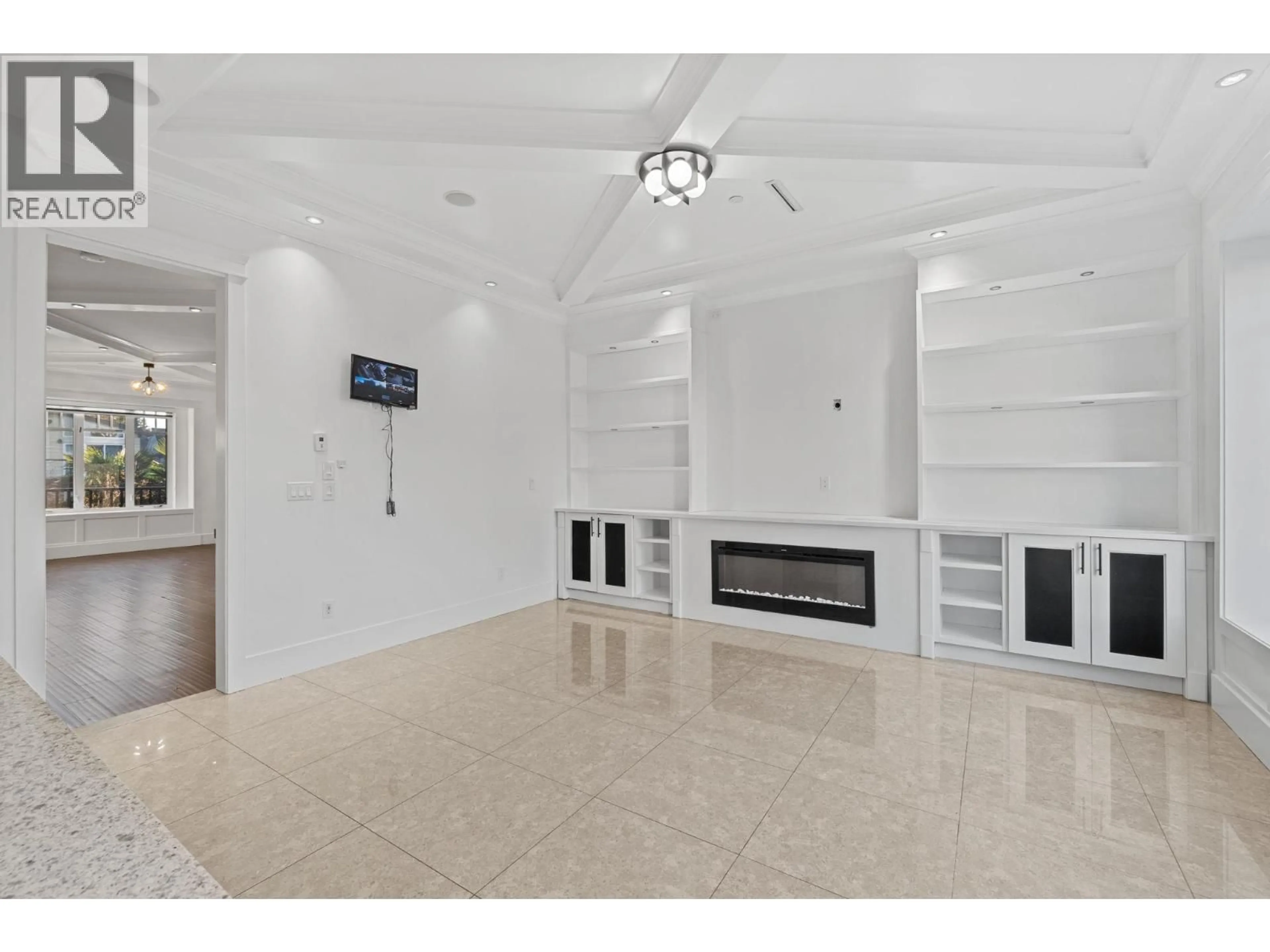 A pic of a room for 831 KING EDWARD AVENUE, Vancouver British Columbia V5V2E5