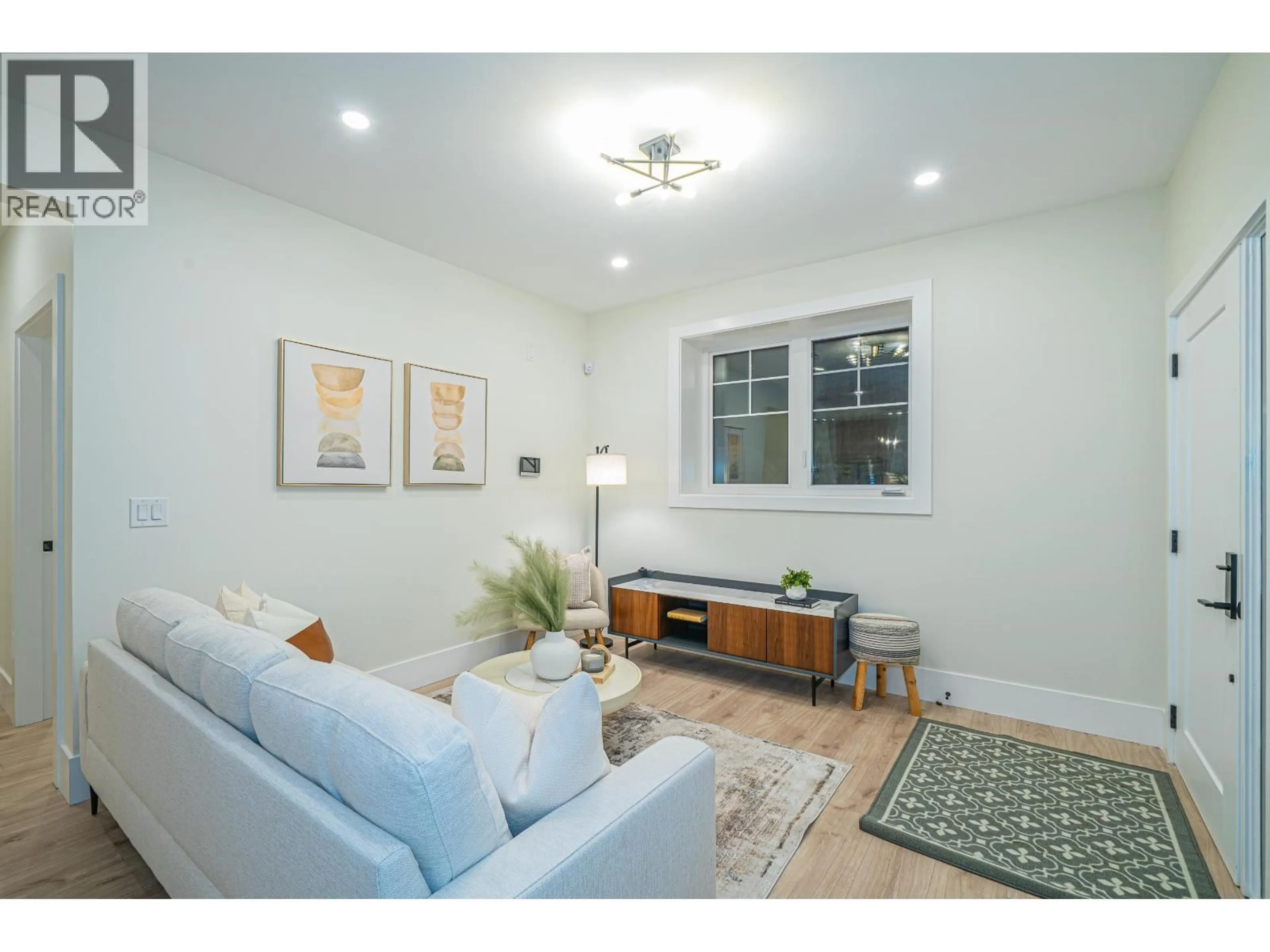 Living room with furniture, unknown for 7813 SHAUGHNESSY STREET, Vancouver British Columbia V6P3X7