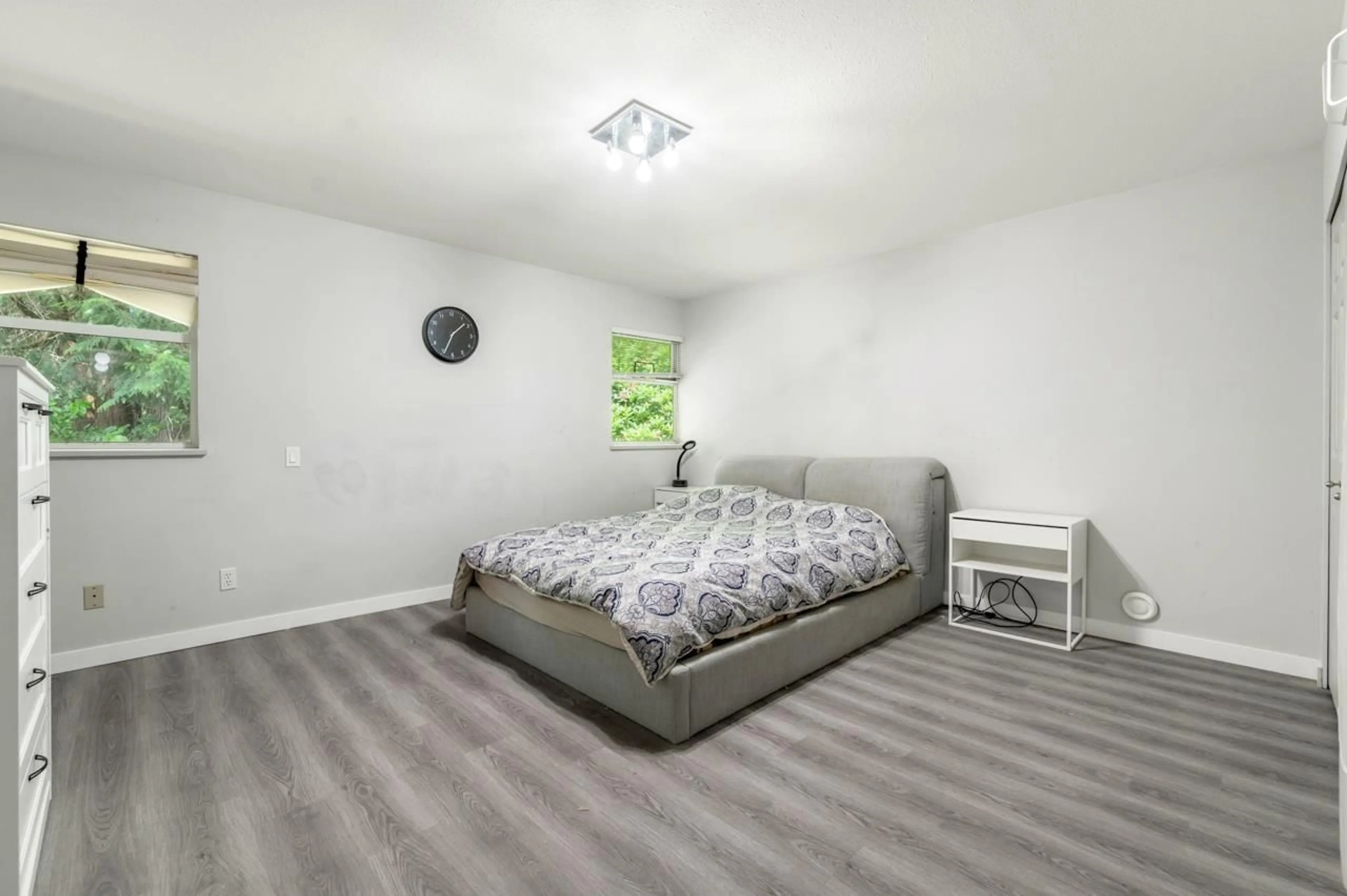 A pic of a room for 13553 25 AVENUE, Surrey British Columbia V4P1Z7