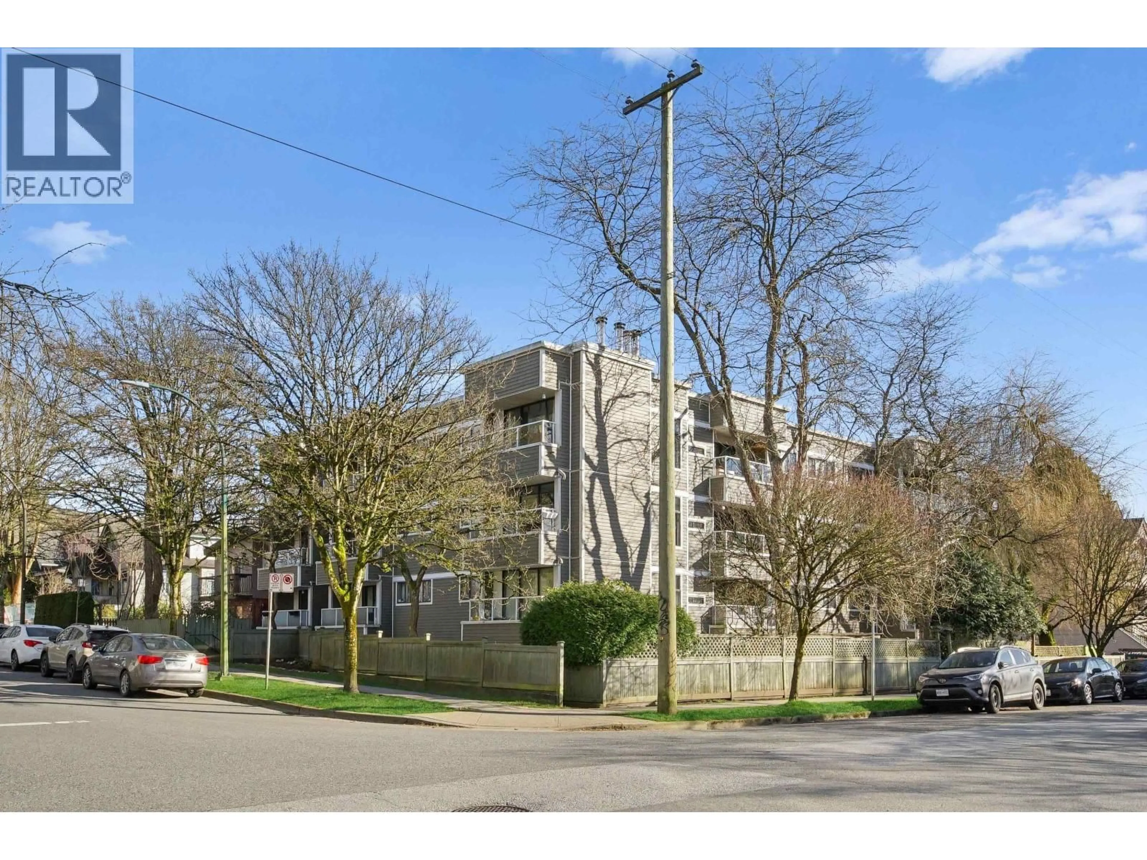 Unknown for 301 - 674 17TH AVENUE, Vancouver British Columbia V5Z1T8