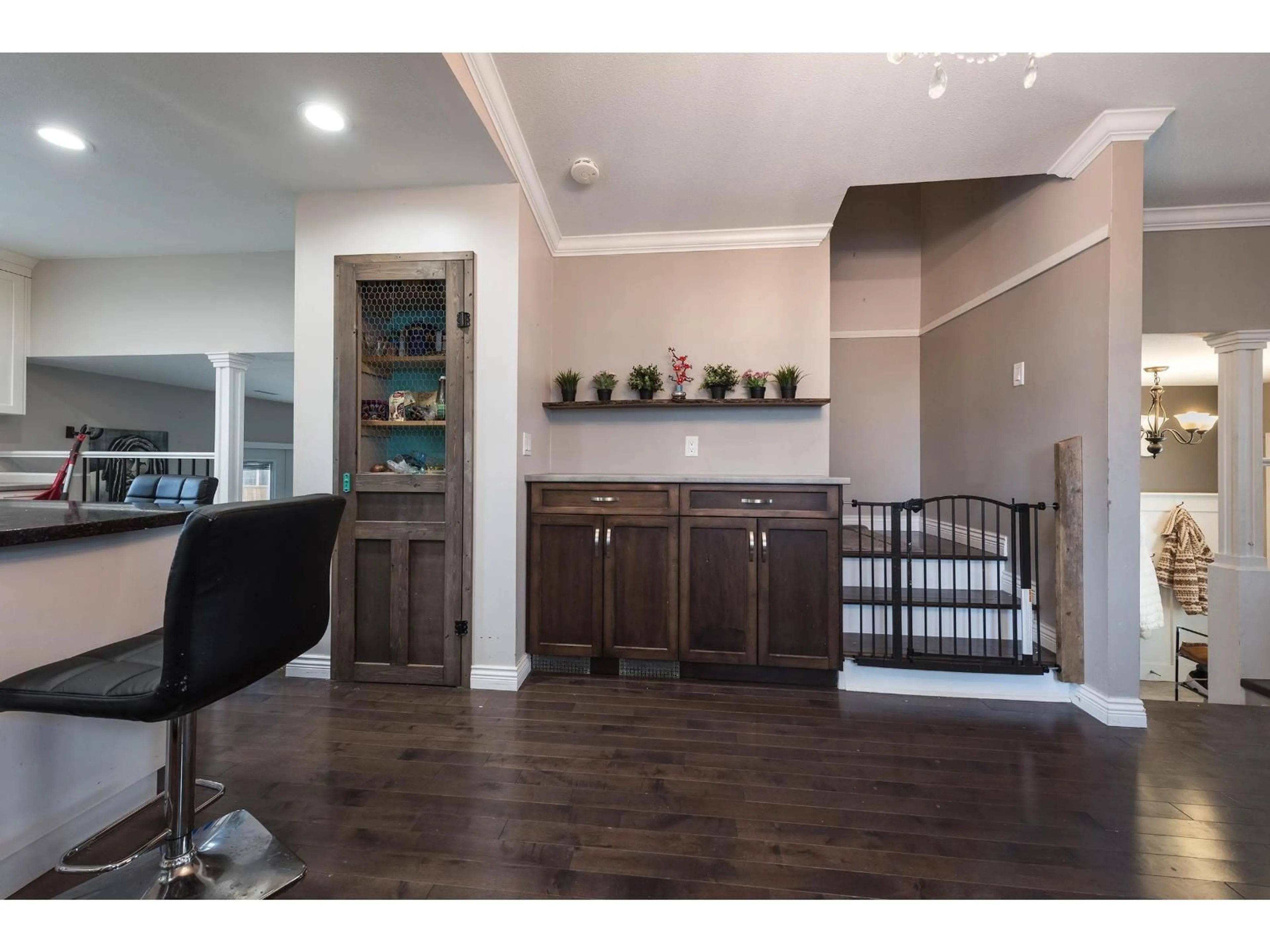 Open concept kitchen, unknown for 45765 THOMAS ROAD, Chilliwack British Columbia V2R3N3