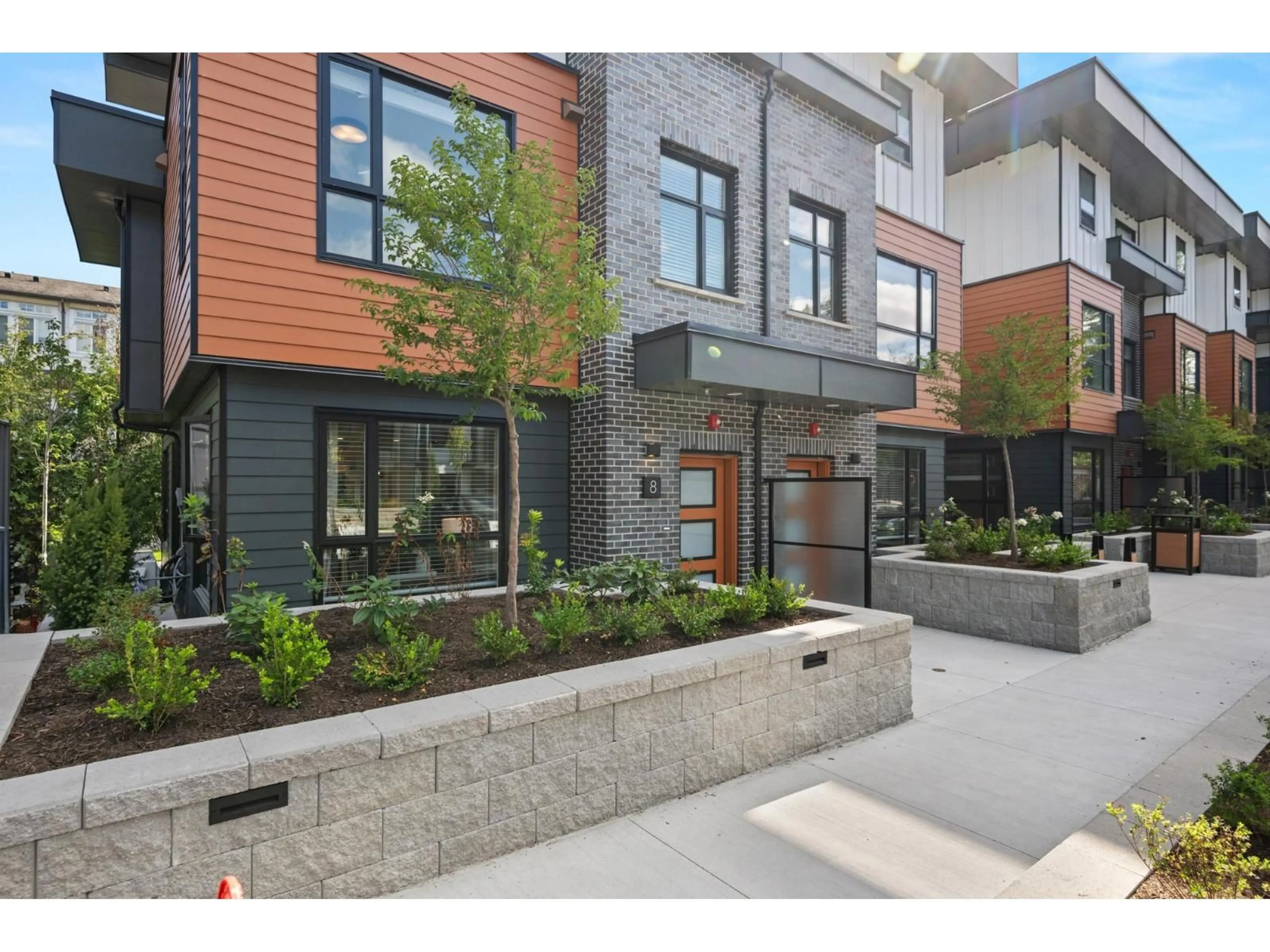 Unknown for 8 - 20926 83 AVENUE AVENUE, Langley British Columbia V2Y3Y9