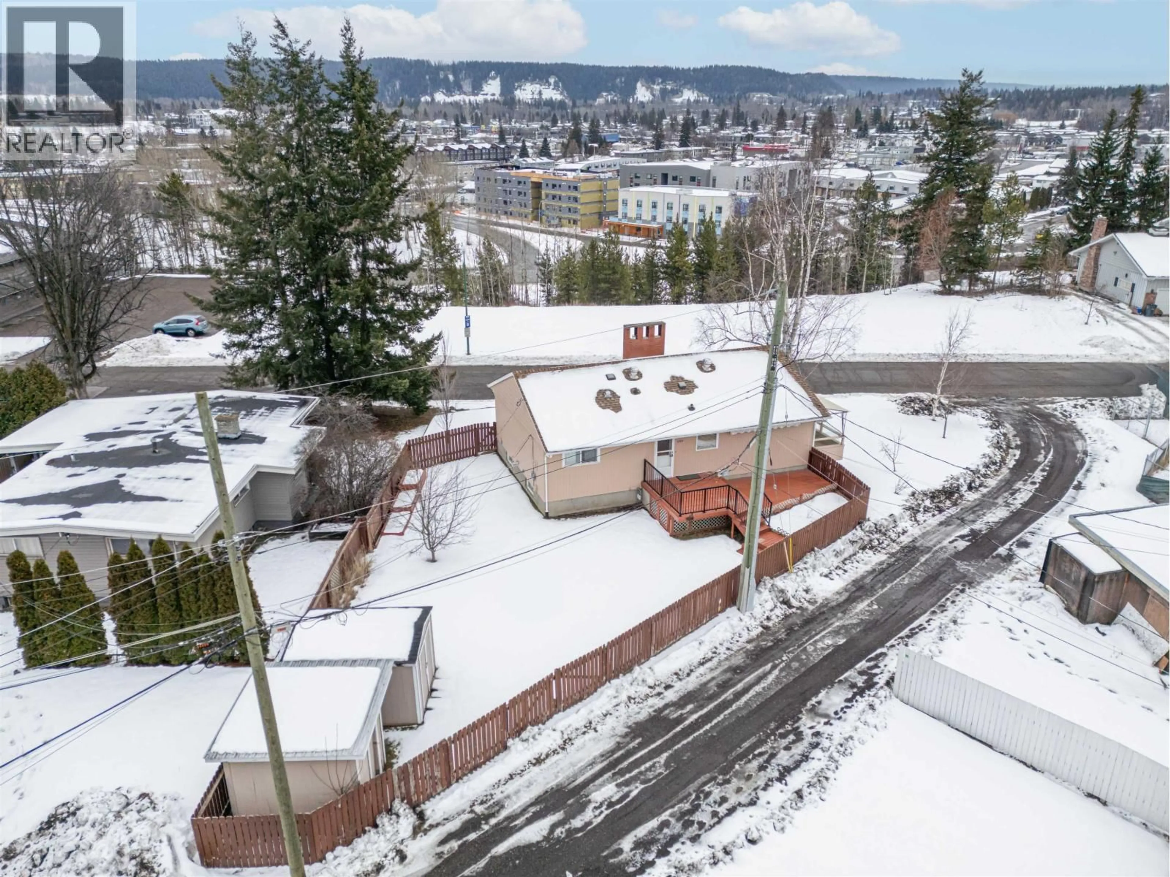 A pic from outside/outdoor area/front of a property/back of a property/a pic from drone, unknown for 1573 EDMONTON STREET, Prince George British Columbia V2M1X5