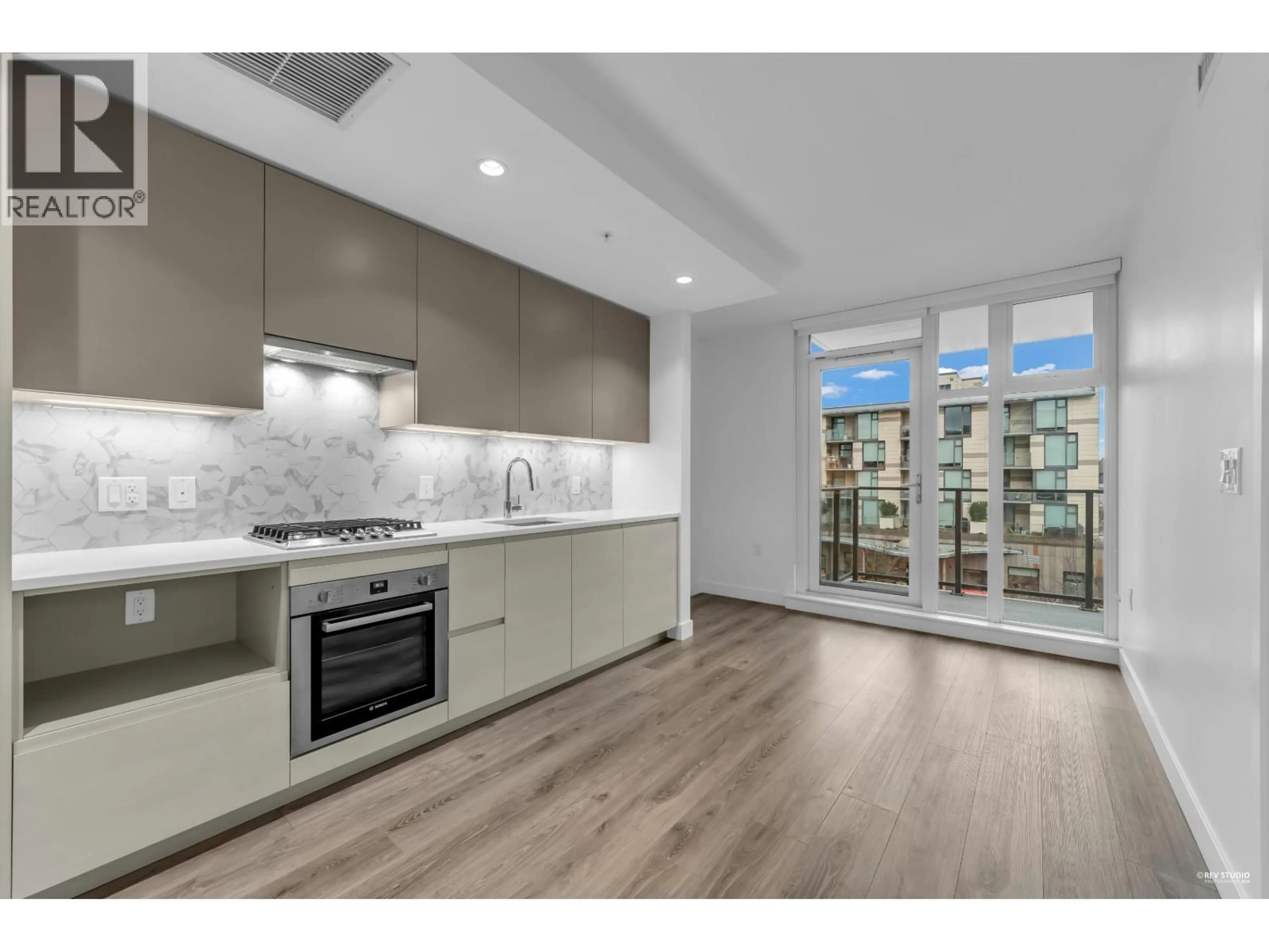 Open concept kitchen, unknown for 303 - 8121 CHESTER STREET, Vancouver British Columbia V5X0J9