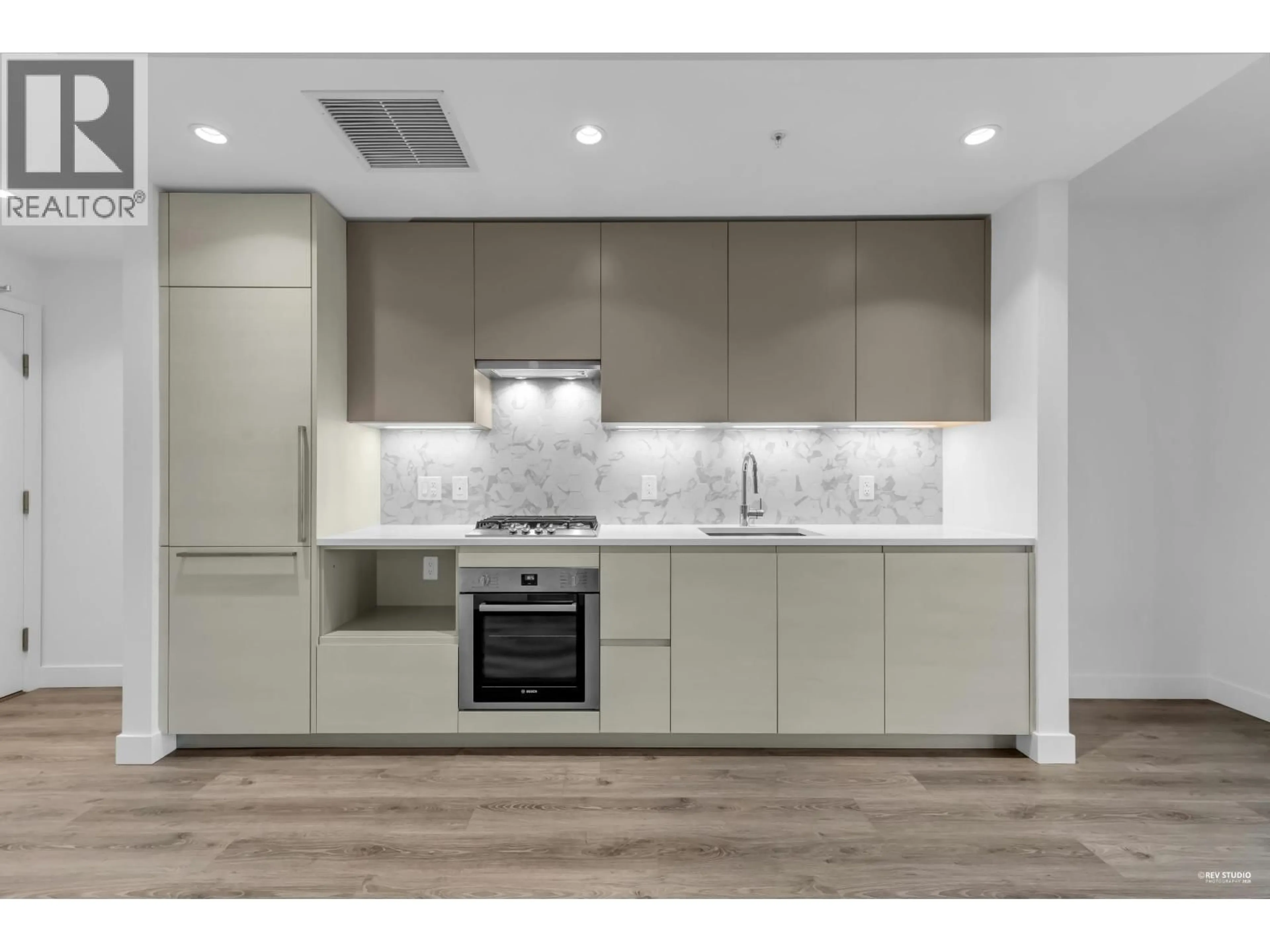 Standard kitchen, unknown for 303 - 8121 CHESTER STREET, Vancouver British Columbia V5X0J9