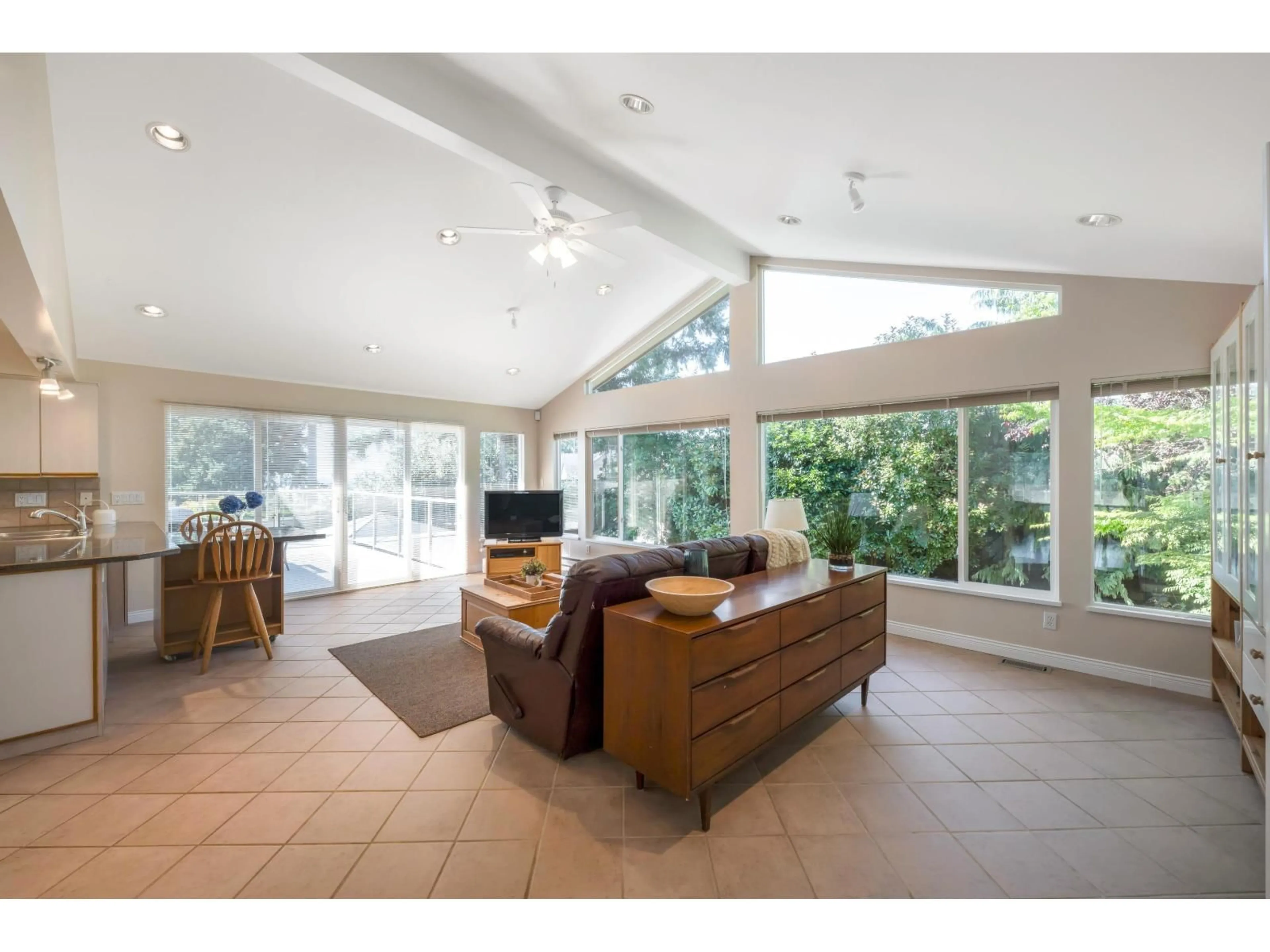 Unknown for 10601 HERMOSA DRIVE, Delta British Columbia V4C6S8