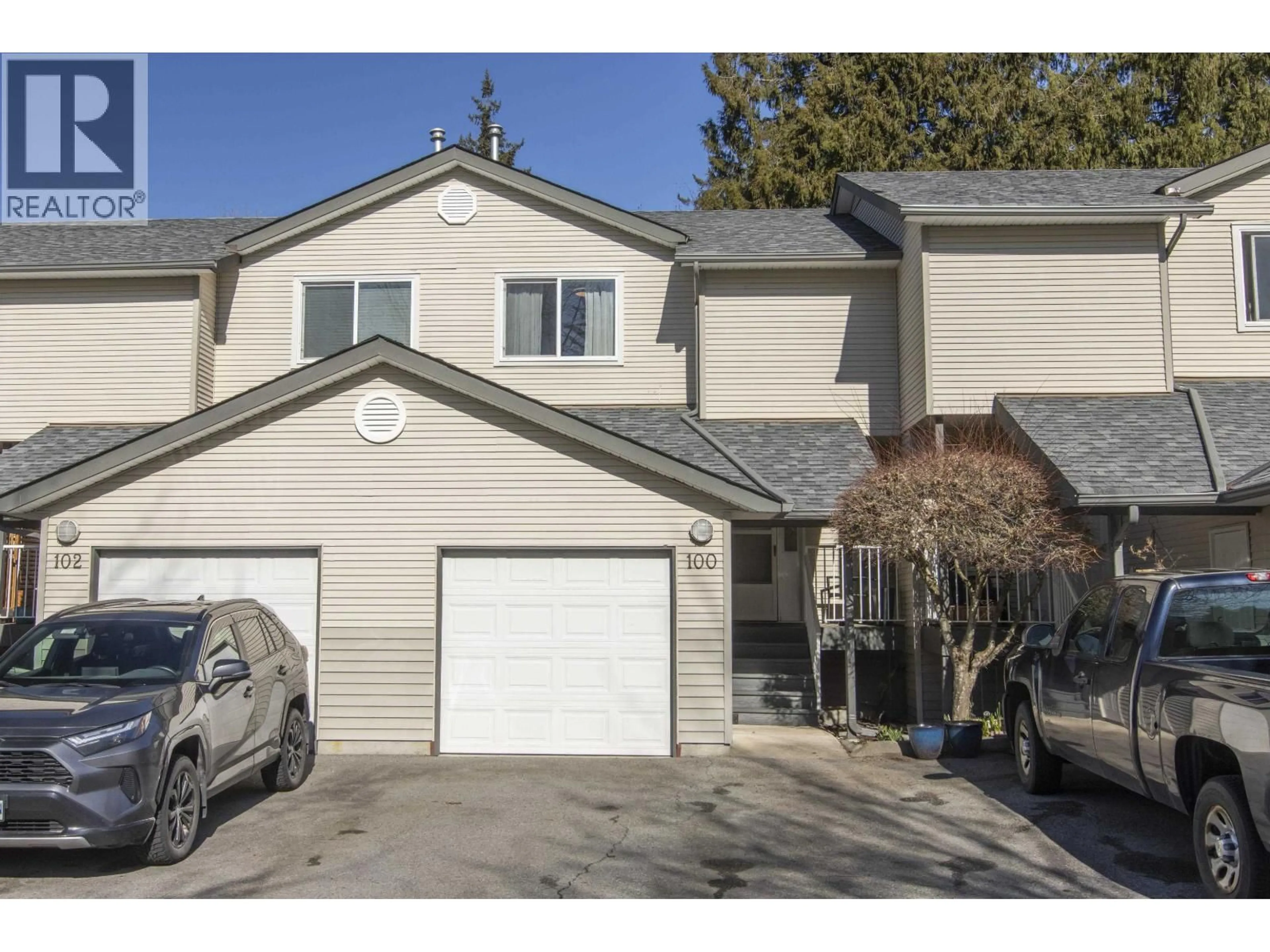 Unknown for 100 - 39920 GOVERNMENT ROAD, Squamish British Columbia V8B0G5