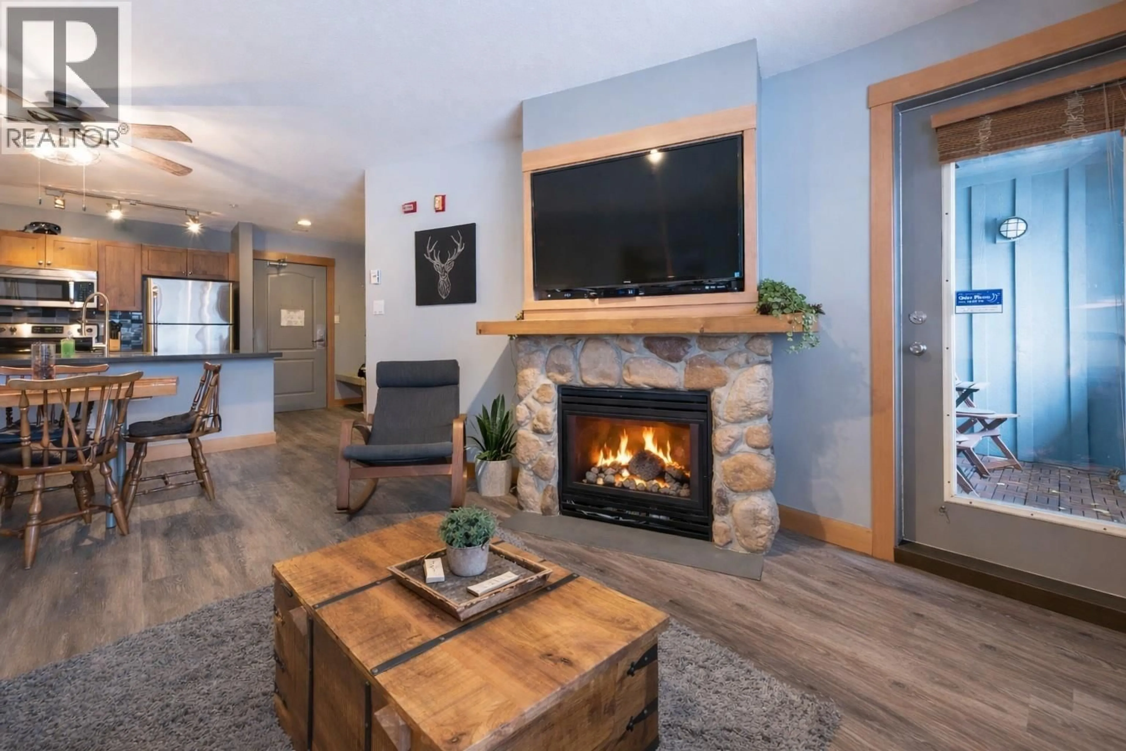 Living room with furniture, unknown for 433 - 4314 MAIN STREET, Whistler British Columbia V8E1A8