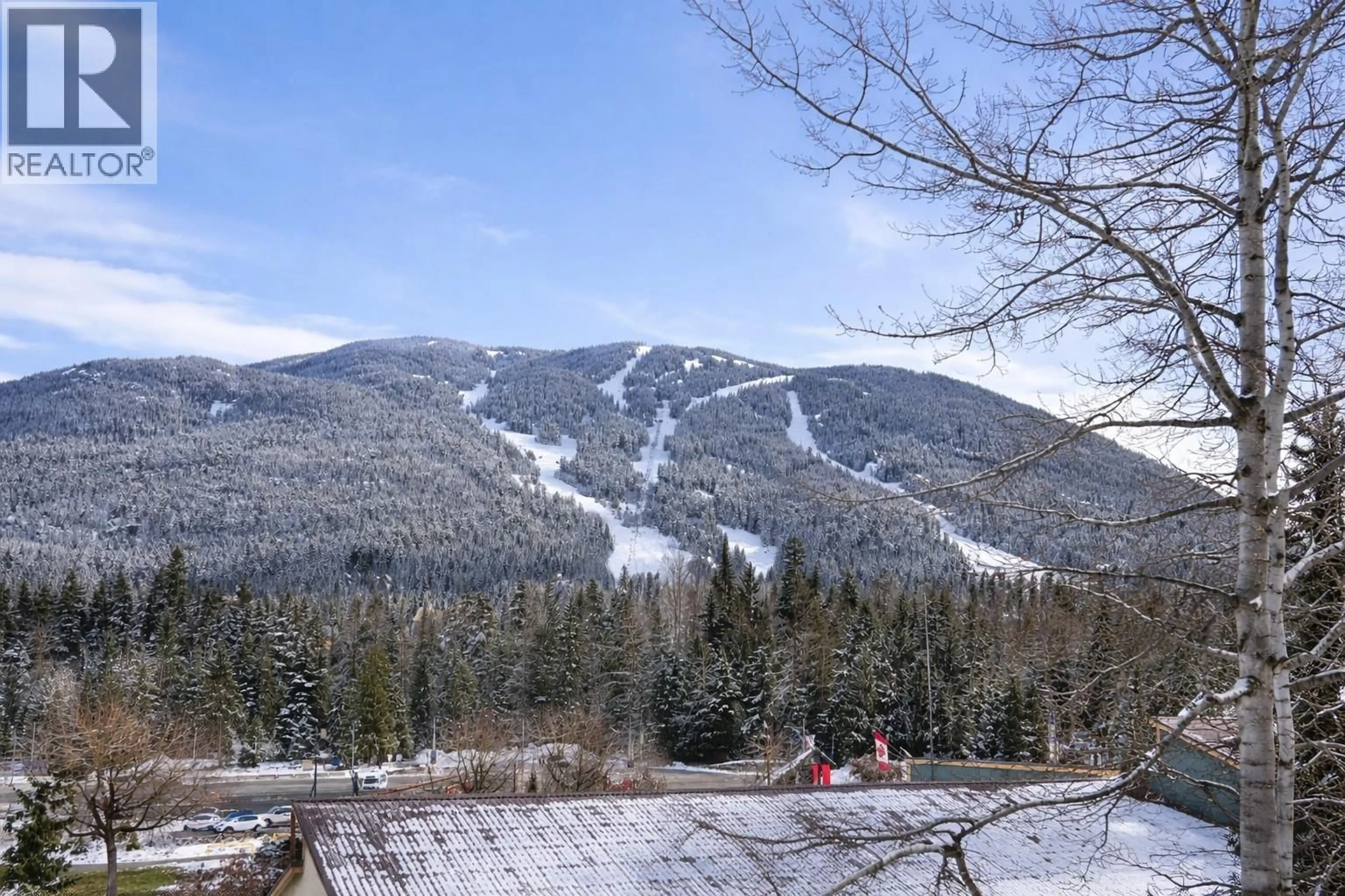 A pic from outside/outdoor area/front of a property/back of a property/a pic from drone, mountain view for 433 - 4314 MAIN STREET, Whistler British Columbia V8E1A8