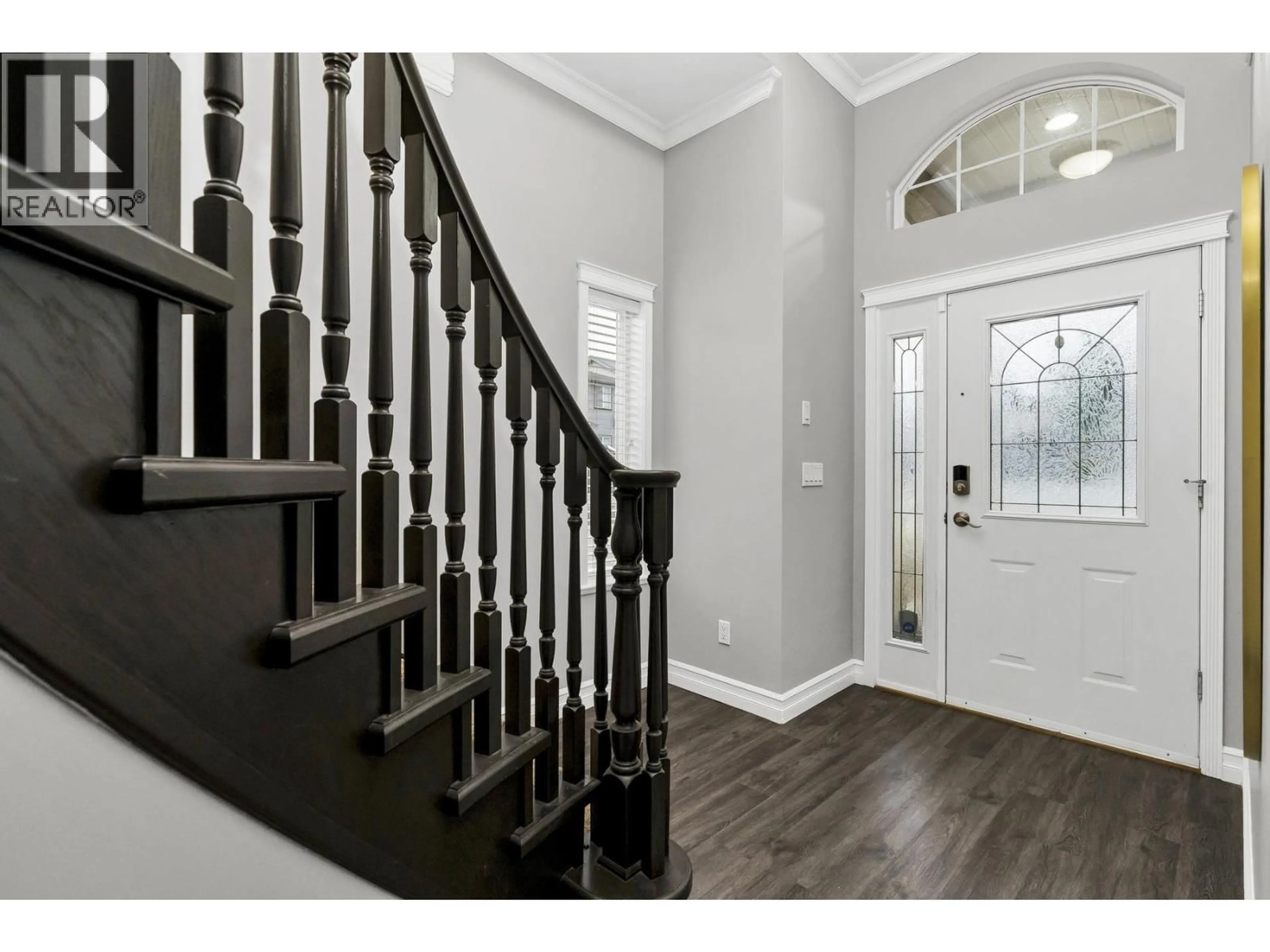 Indoor entryway for 3028 QUADRA COURT, Coquitlam British Columbia V3B5X6