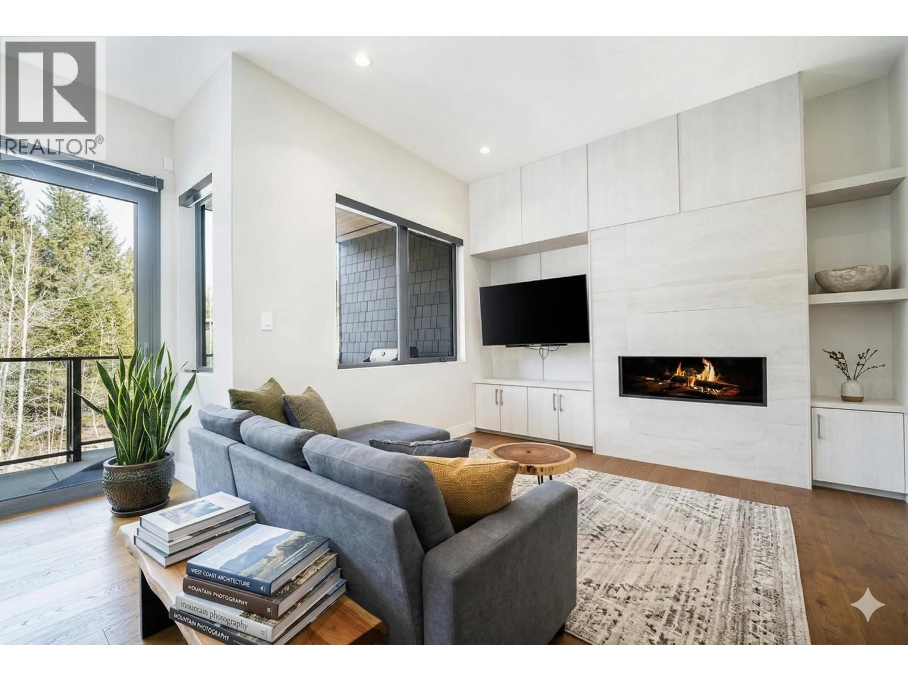 Living room with furniture, unknown for 21 - 1350 CLOUDBURST DRIVE, Whistler British Columbia V0N1B1