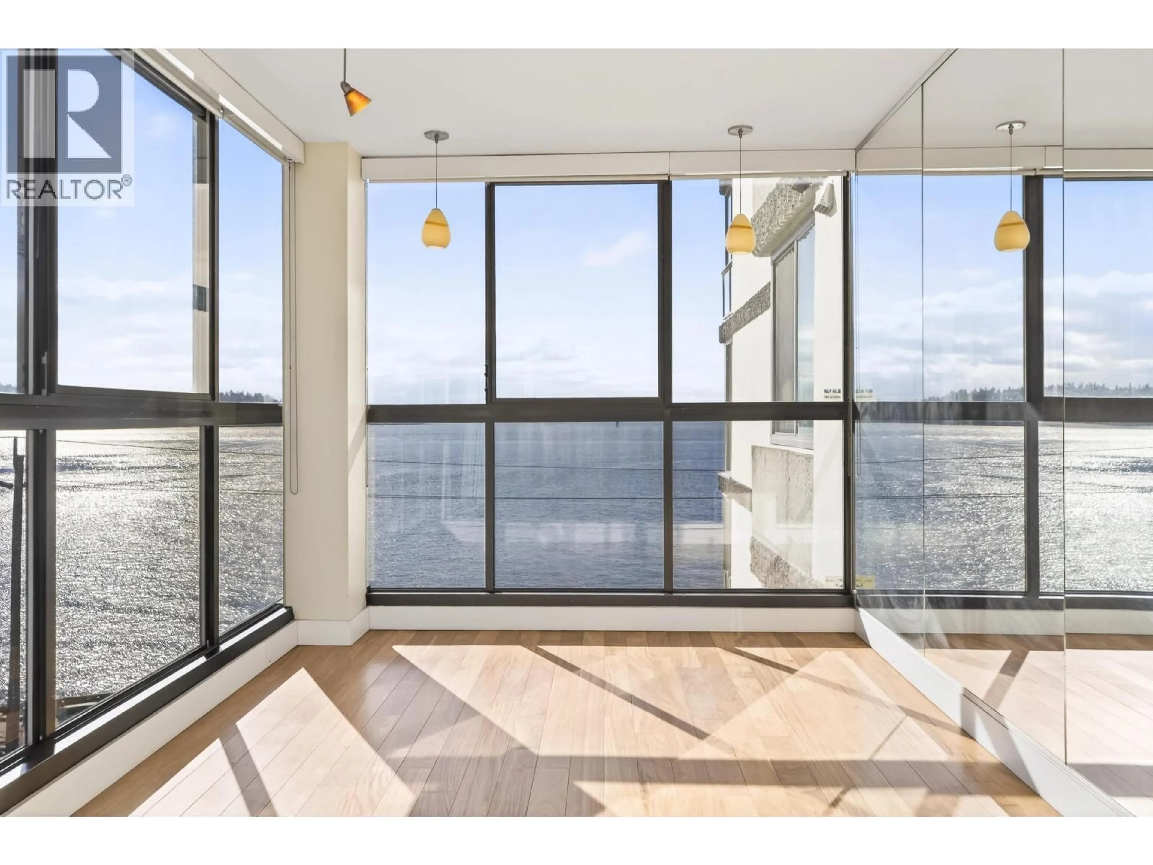 Unknown for 203 - 2090 ARGYLE AVENUE, West Vancouver British Columbia V7V4R4