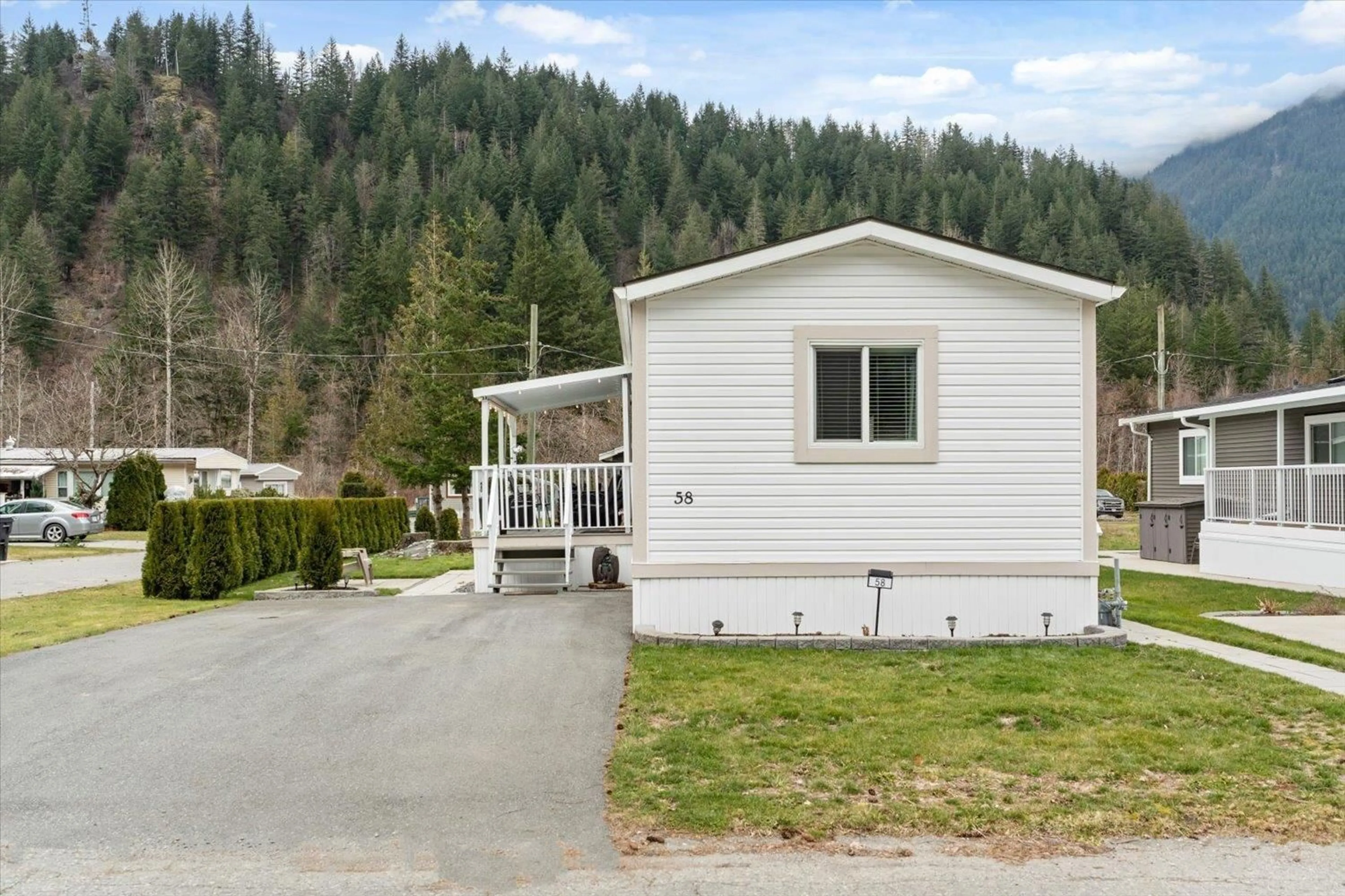Home with vinyl exterior material, mountain view for 58 - 65367 KAWKAWA LAKE ROAD, Hope British Columbia V0X1L1
