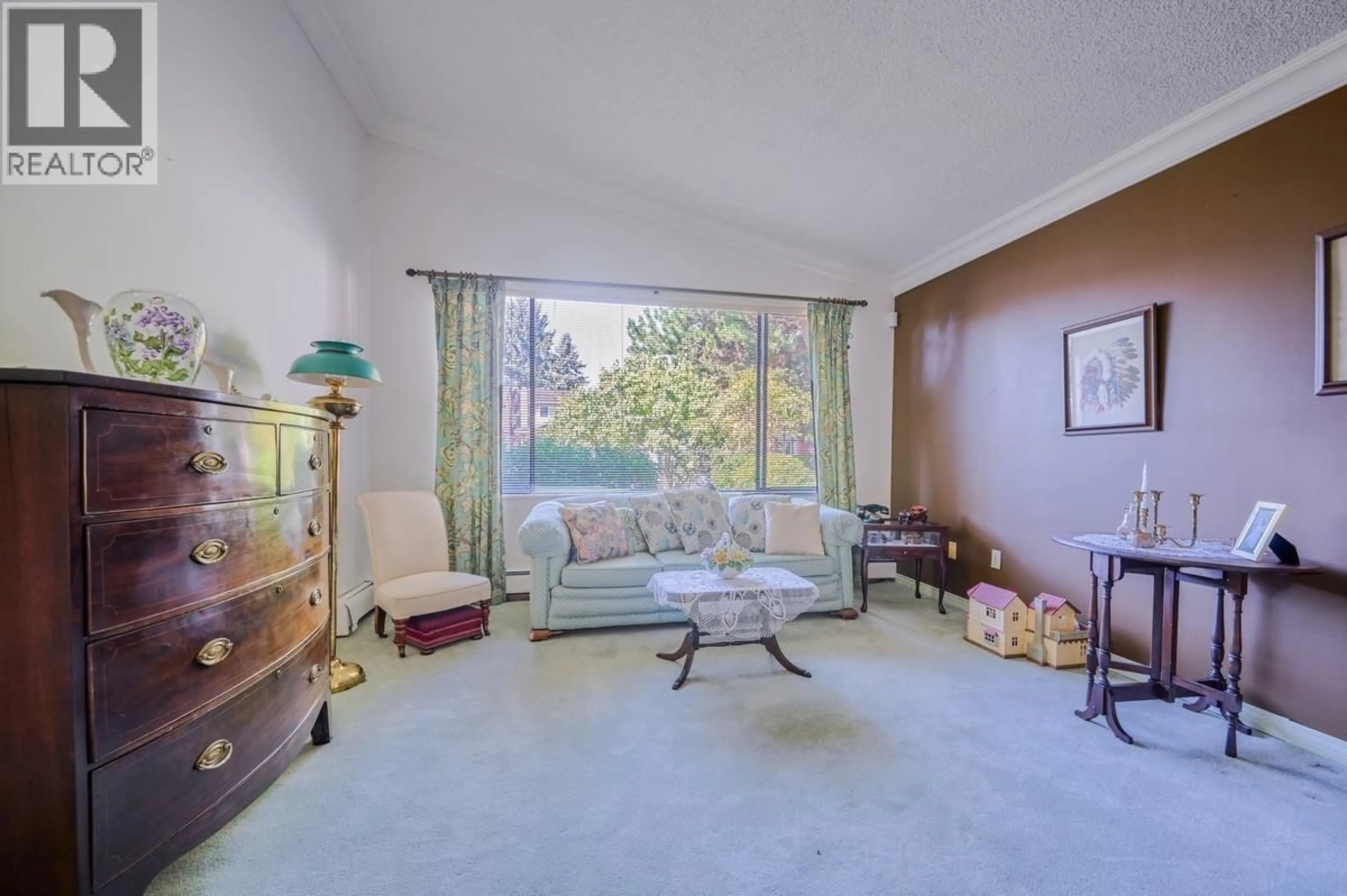 Living room with furniture, unknown for 4228 CRAIGFLOWER DRIVE, Richmond British Columbia V7C4W3
