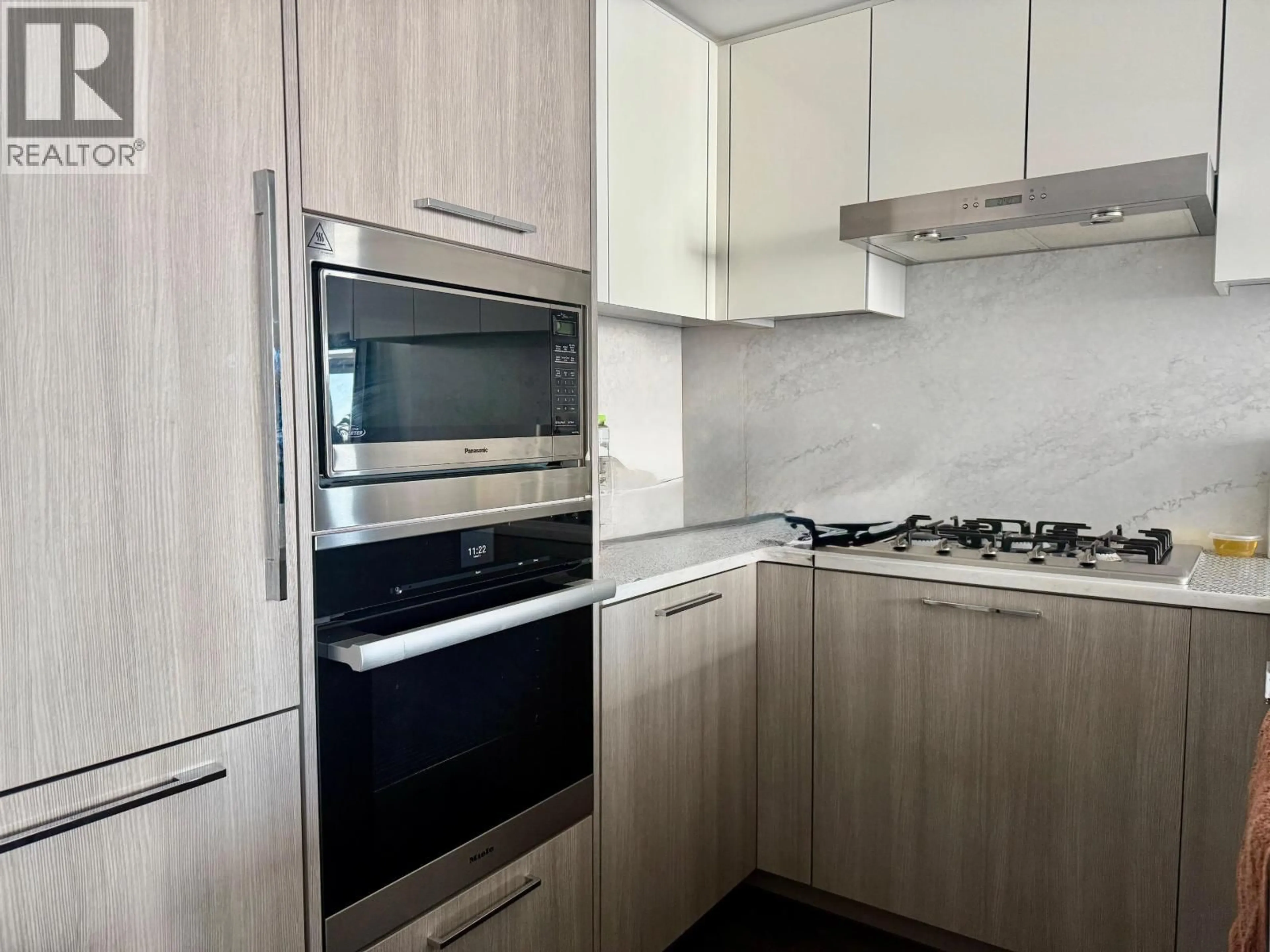 Standard kitchen, unknown for 807 - 3280 CORVETTE WAY, Richmond British Columbia V6X0T9