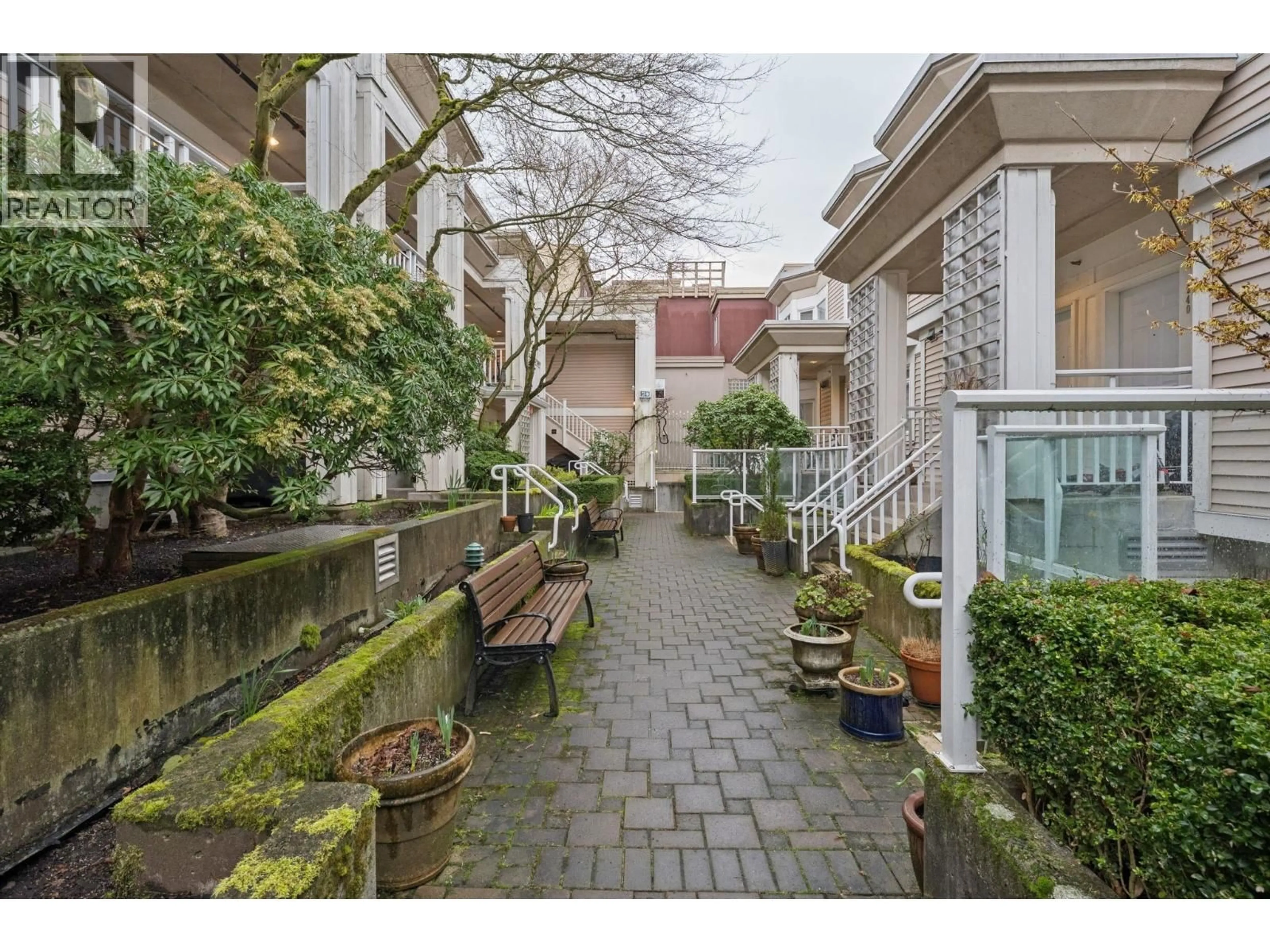 Patio, street for 249 - 2565 BROADWAY, Vancouver British Columbia V6K2E9