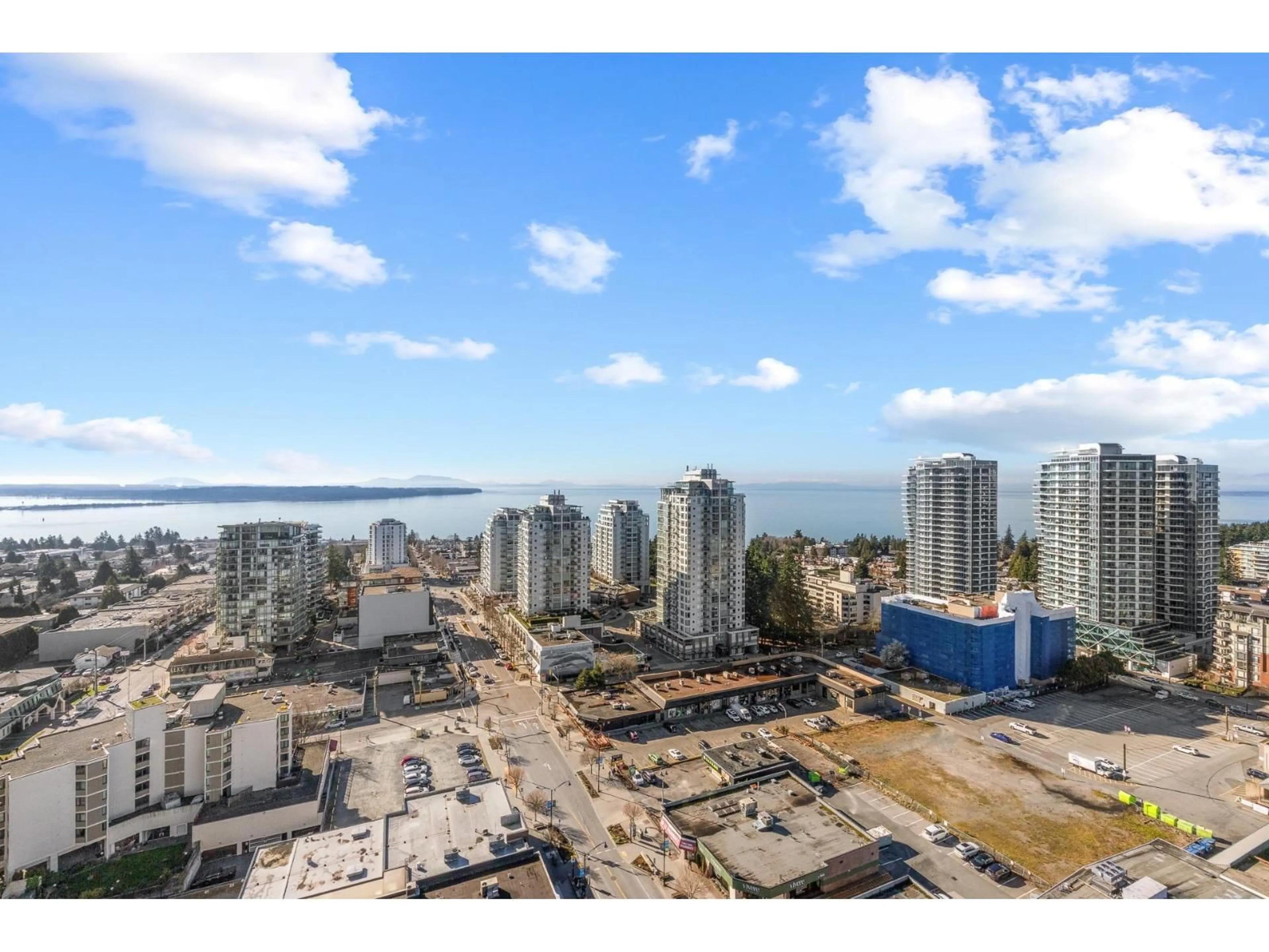 A pic from outside/outdoor area/front of a property/back of a property/a pic from drone, city buildings view from balcony for 2104 - 1588 JOHNSTON ROAD, Surrey British Columbia V4B0C5