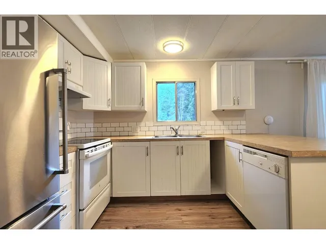 9304 UPPER LILLOOET RIVER FSR, Pemberton 5