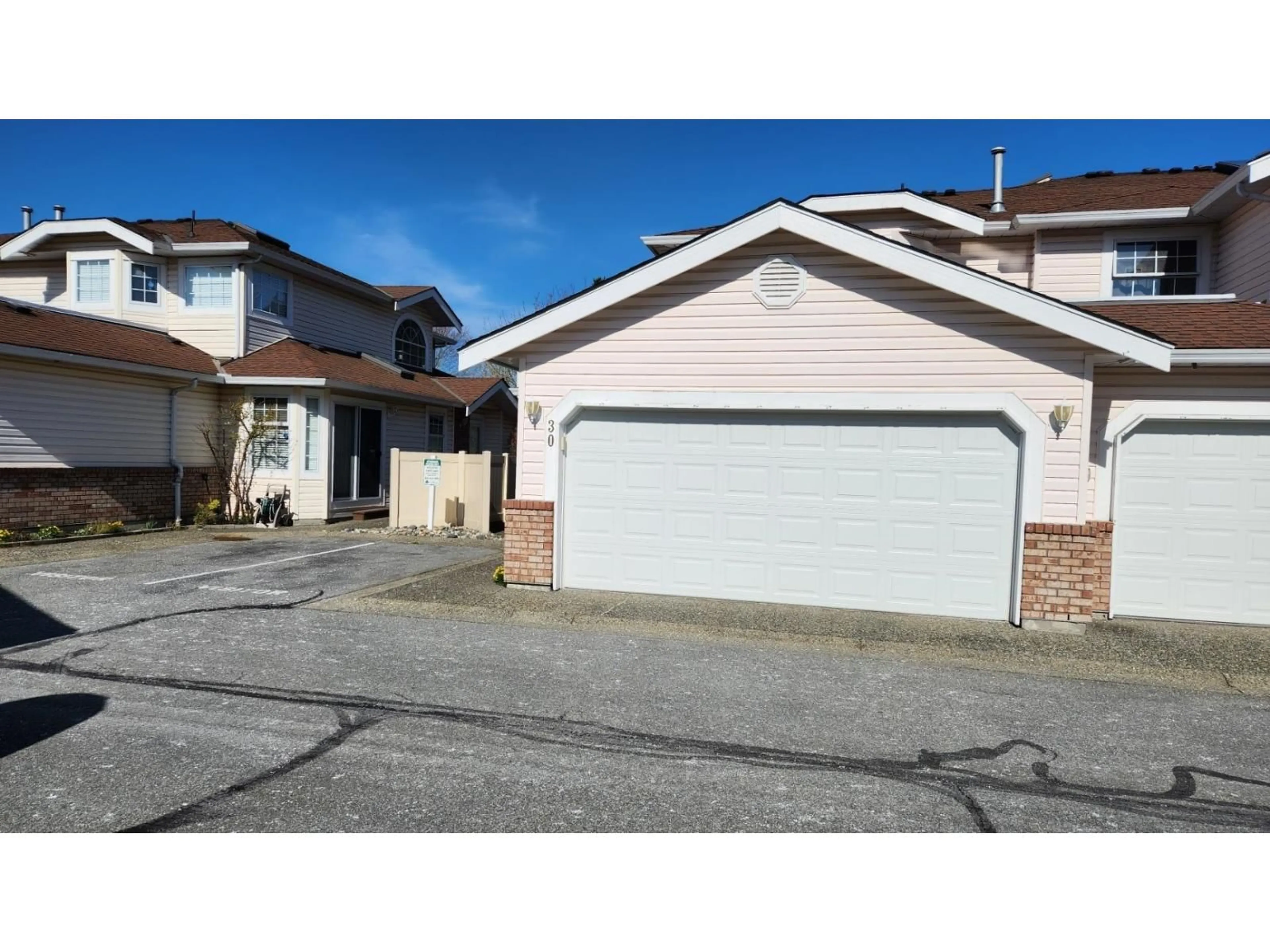 Unknown for 30 - 9168 FLEETWOOD WAY, Surrey British Columbia V3R0P1