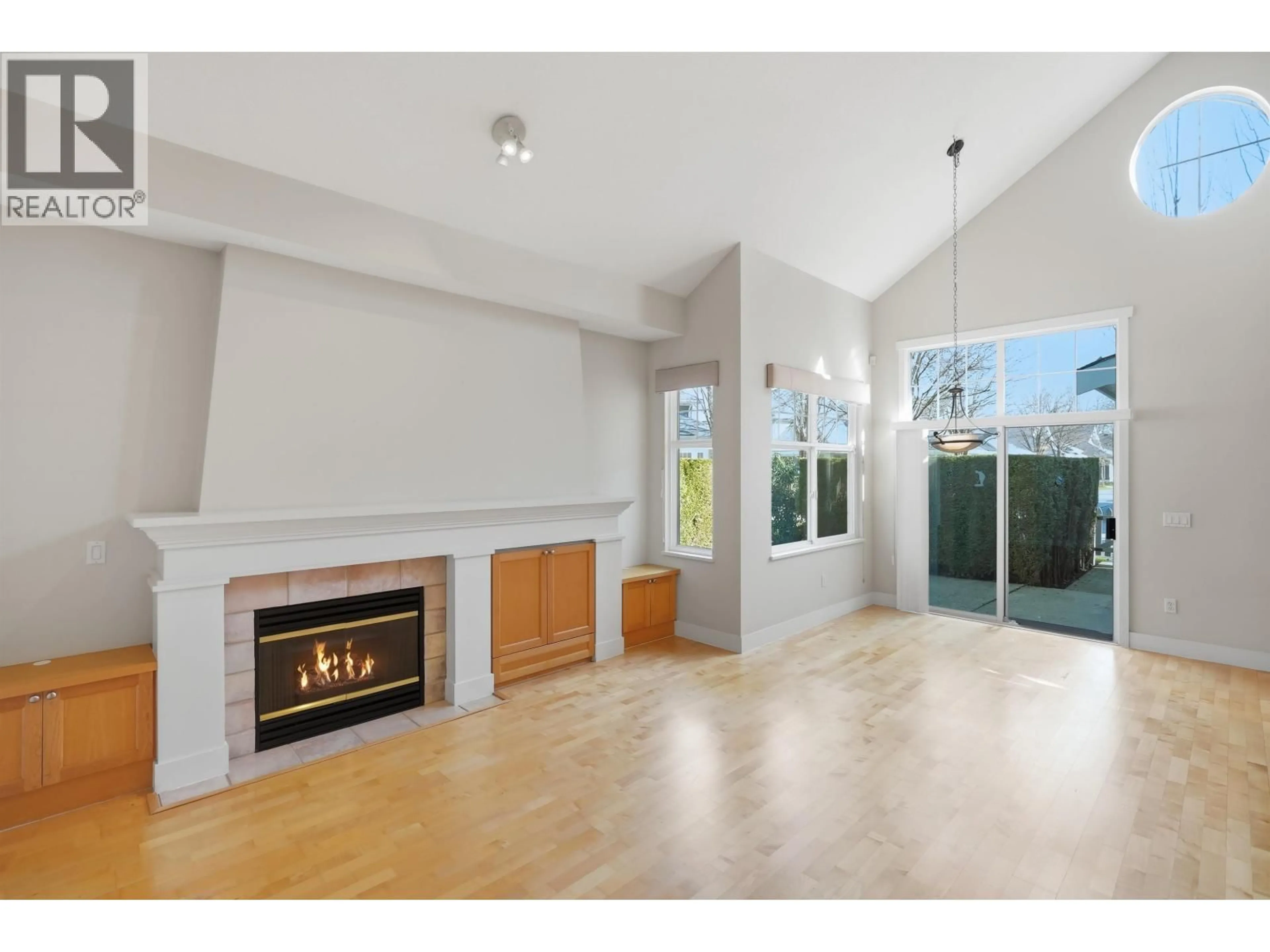 Unknown for 2 - 5900 FERRY ROAD, Delta British Columbia V4K5C3